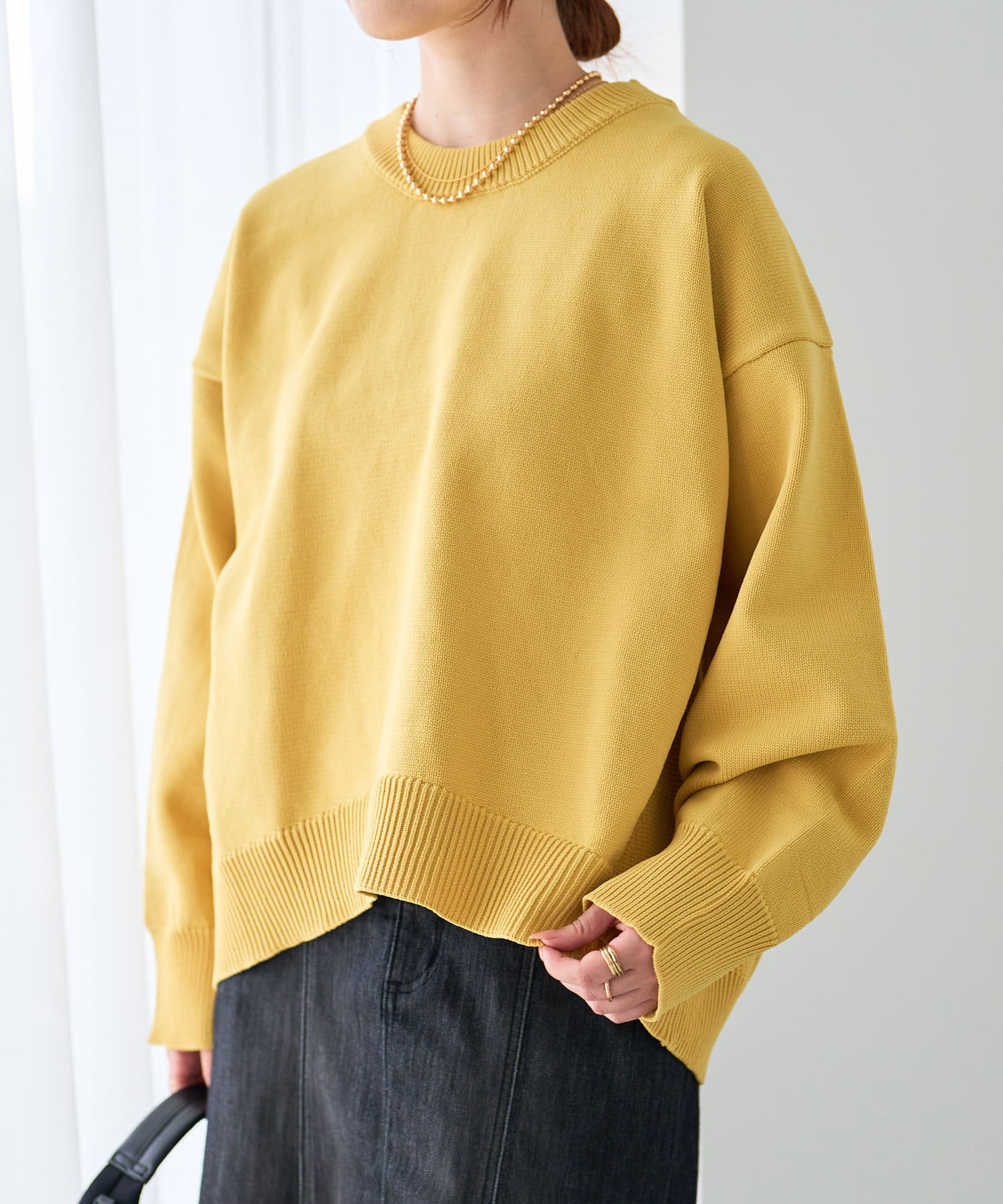 リラクシー・体型カバー◎》スポンジヤーンルーズニット | un