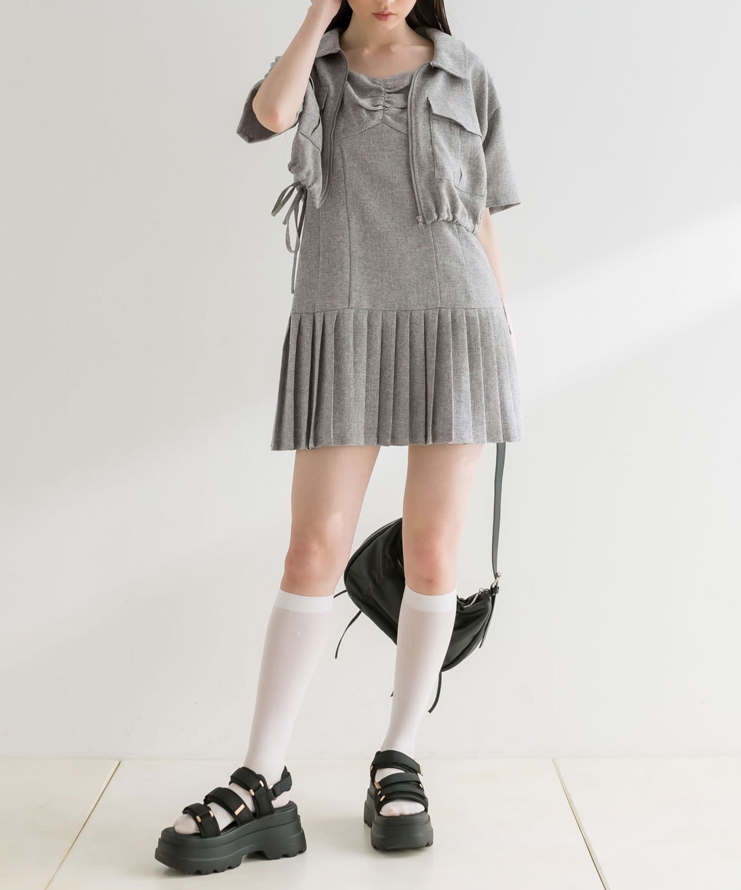 セットアップ対応】ミニプリーツキャミワンピース | OLIVE des セットアップ対応】ミニプリーツキャミワンピース | OLIVE des
