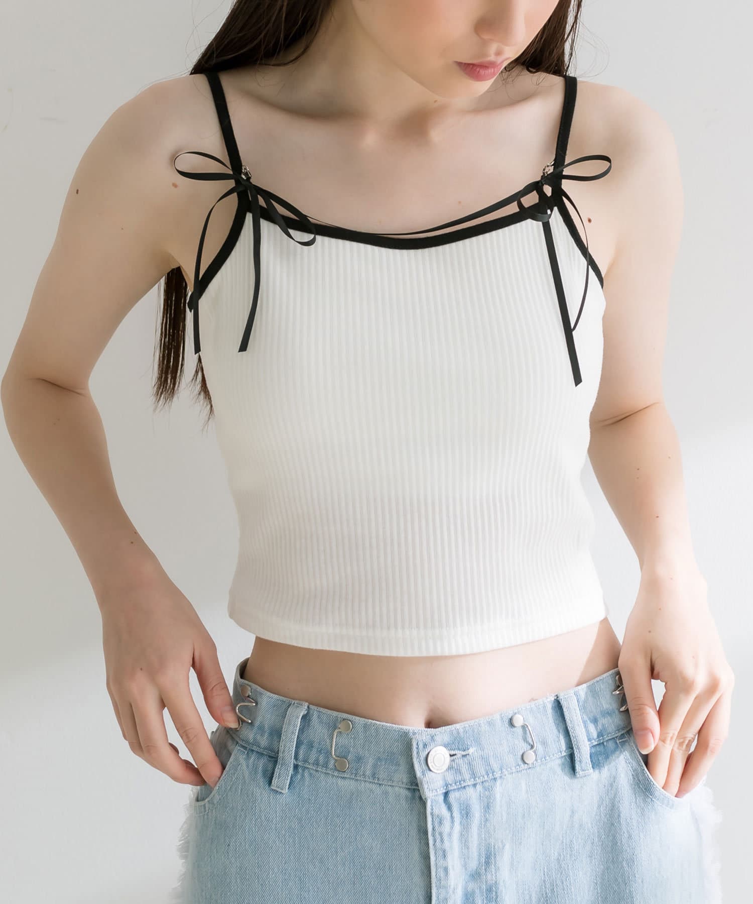 olu. バルーンリボンキャミソール　アイボリー 2024-25 WINTER COLLECTION]前後2WAYフェザーボアバルーン