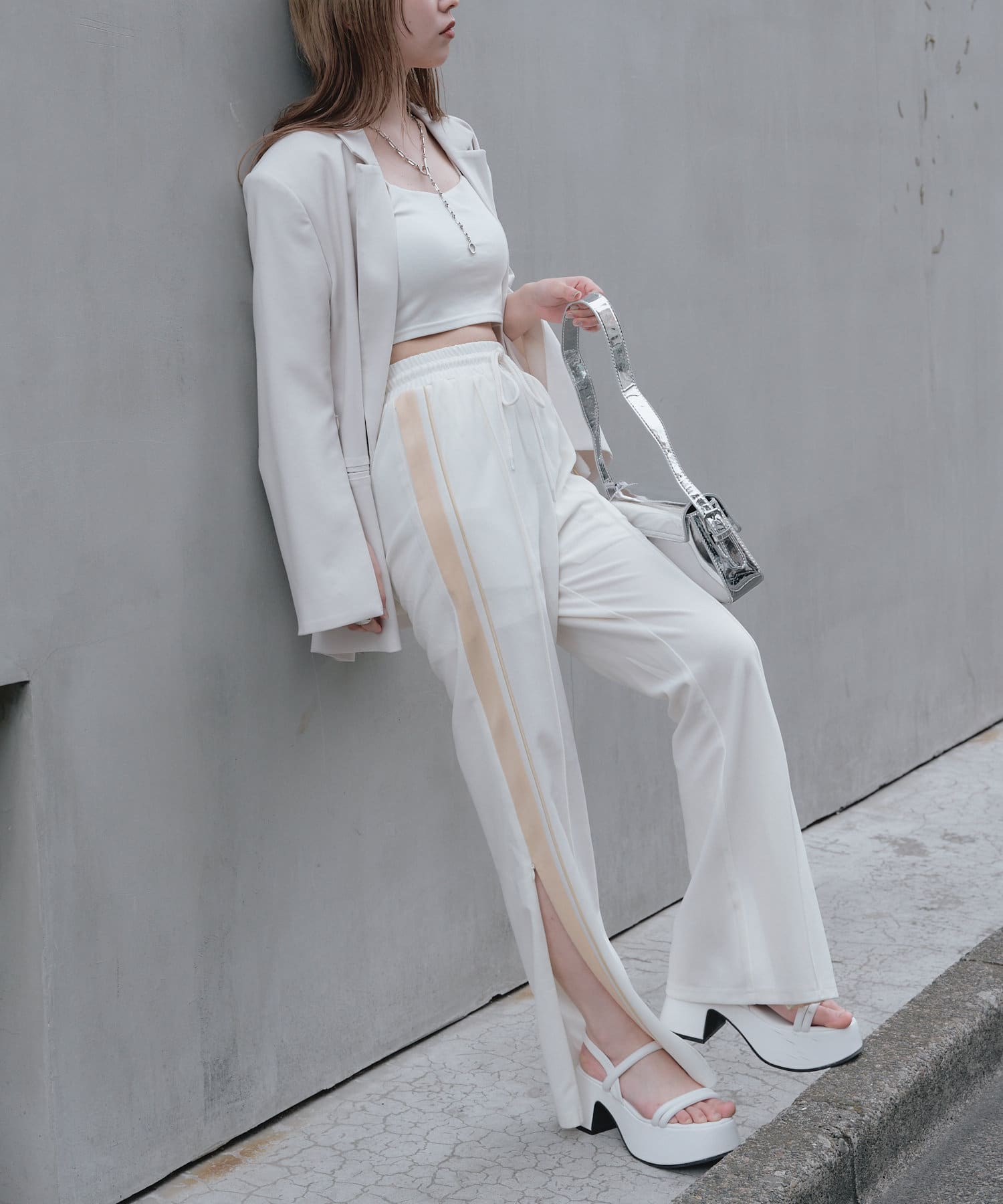 OUTLET(アウトレット) 【RAY CASSIN】ショート丈アシメキャミ