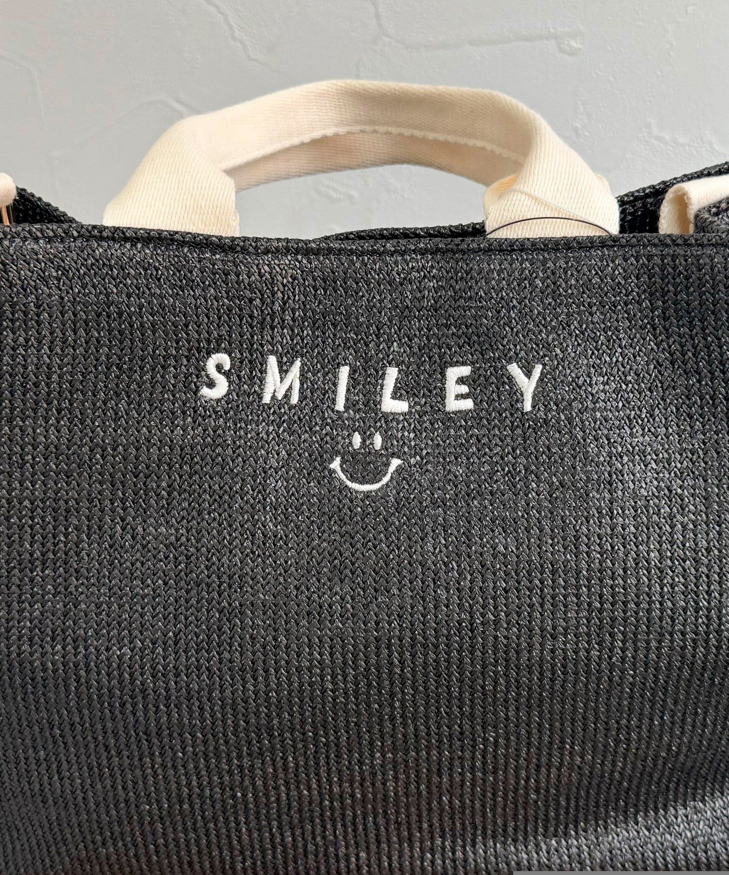 FREDY & GLOSTER(フレディ アンド グロスター) SMILEY PPシート刺しゅうトートバッグ