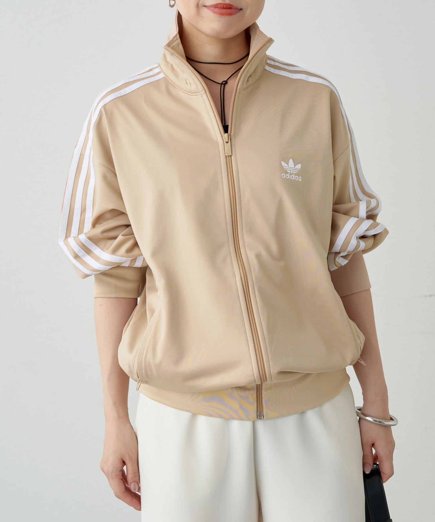 adidas/アディダス】トラックジャケット/ベージュ | LOUNGEDRESS(ラウンジドレス)レディース | PAL  CLOSET(パルクローゼット) - パルグループ公式ファッション通販サイト