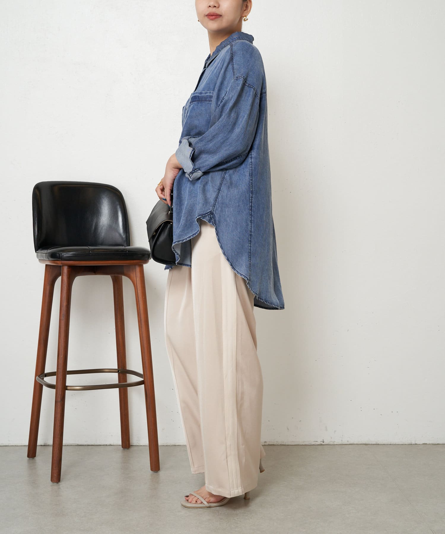 ♡*♡様 即完売　サイドベルトサテン Wide-pantsQua 即完売 サイドベルトサテン Wide-pantsQua - メルカリ