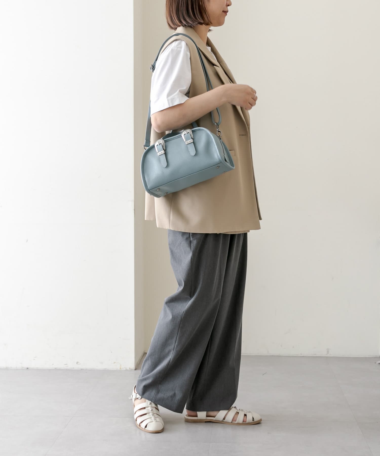OUTLET(アウトレット) 【ear PAPILLONNER】《牛革》バックルミニボストンバッグ