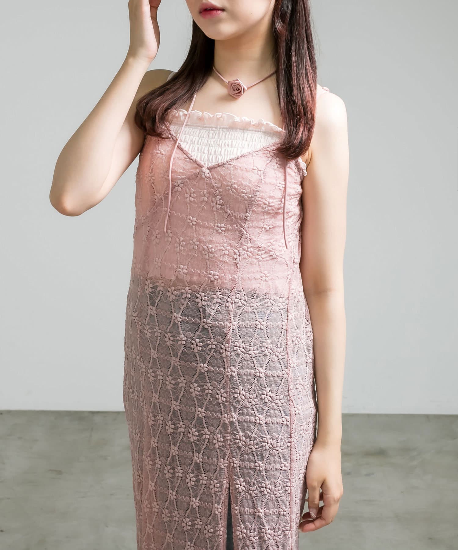 OLIVE des OLIVE(オリーブ デ オリーブ) チョーカー付きレースキャミワンピース