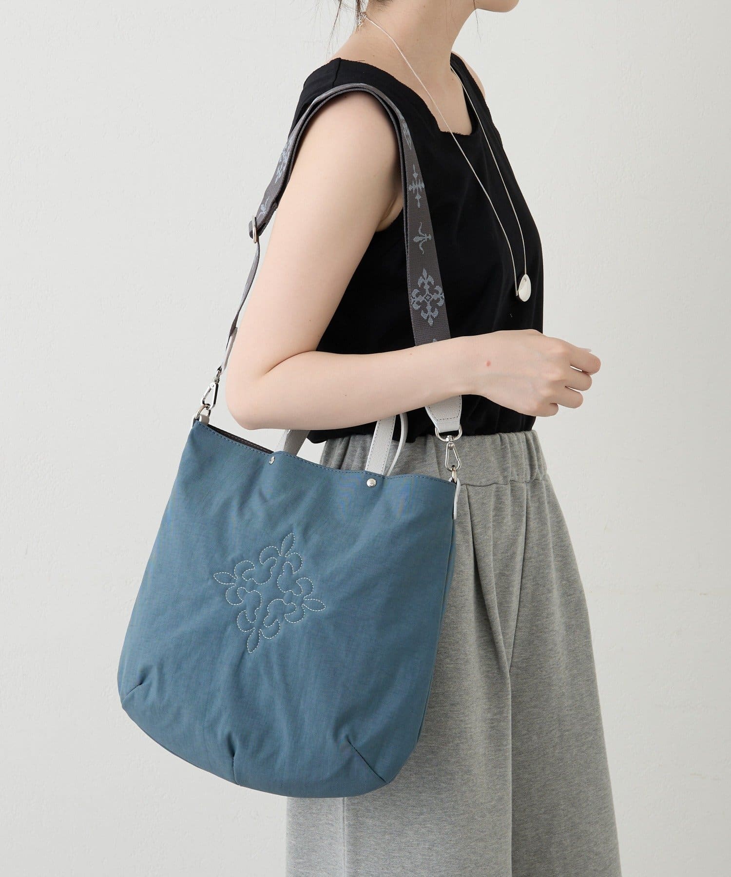 russet(ラシット) スリム2WAYトートバッグ <ナイロン>