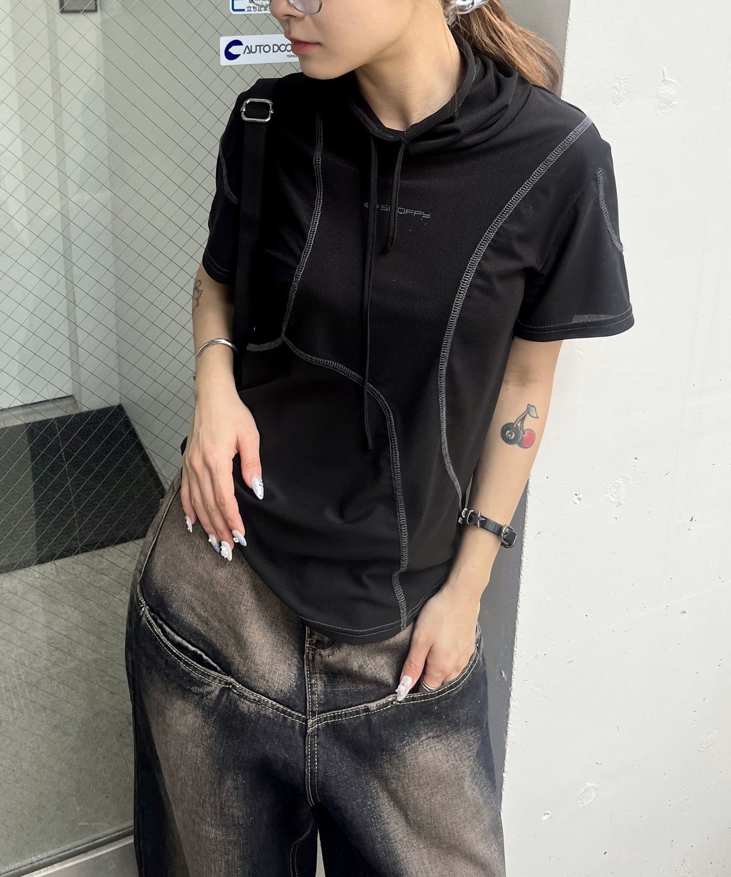 OUTLET(アウトレット) 【WHO'S WHO gallery】フューチャーロゴハイネックトップス