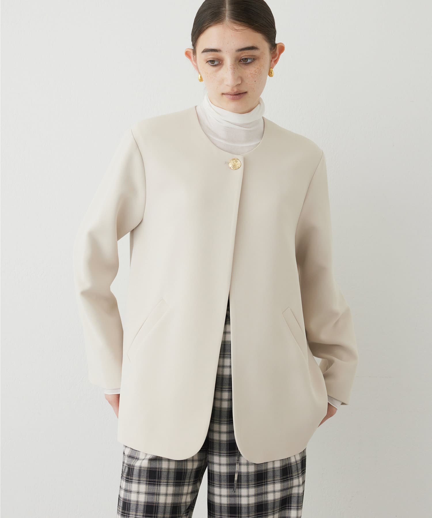 Whim Gazette ノーカラージャケット ベージュ Whim Gazette 「Whim