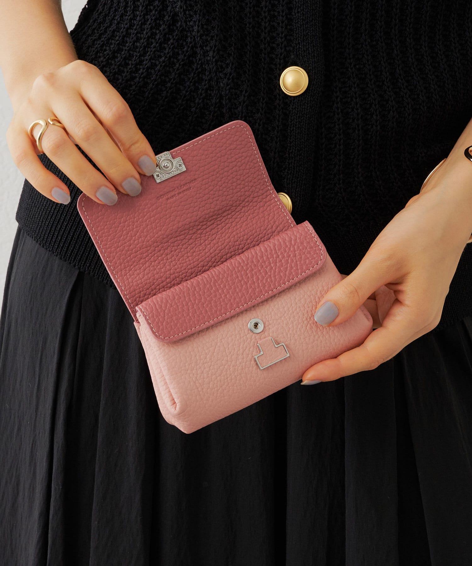 イアクッチ IACUCCI アバウォレット ピンク財布 （バイカラーが