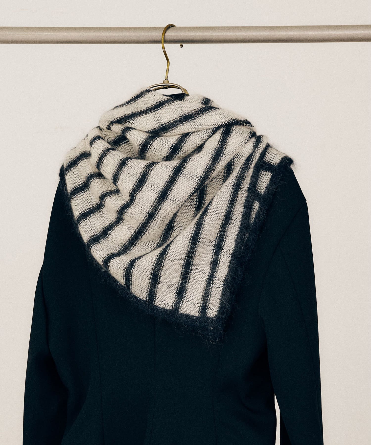 ASAUCE MELER】モヘヤシルクヘアリーボーダーストール | Whim Gazette  