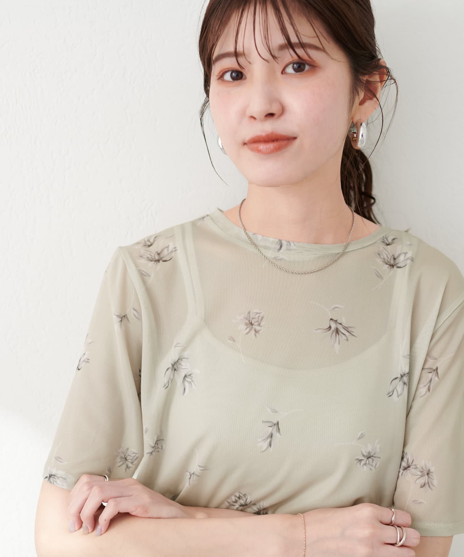 natural couture(ナチュラルクチュール) パワーメッシュ半袖プルオーバー