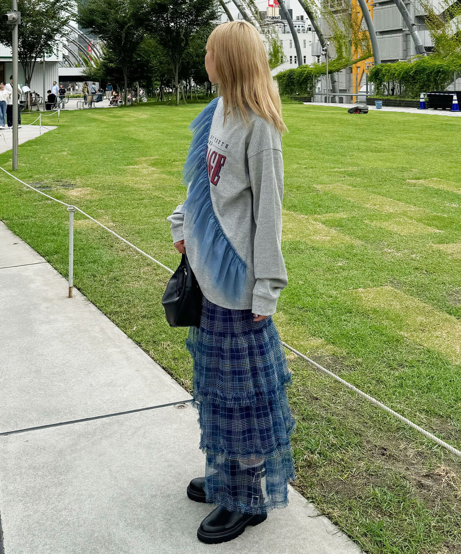 CIAOPANIC(チャオパニック) チュールデザインロゴロンTシャツ