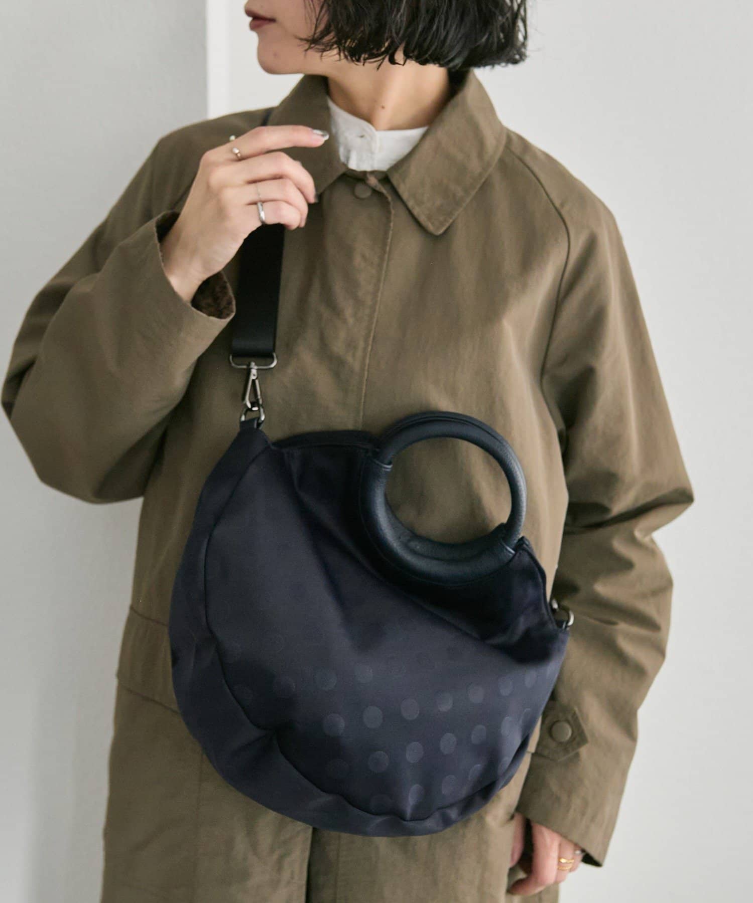 ear PAPILLONNER(イア パピヨネ) えんラウンドトートバッグSサイズ《旅行にもおすすめ！/2way/ショルダー付き/ドット柄》