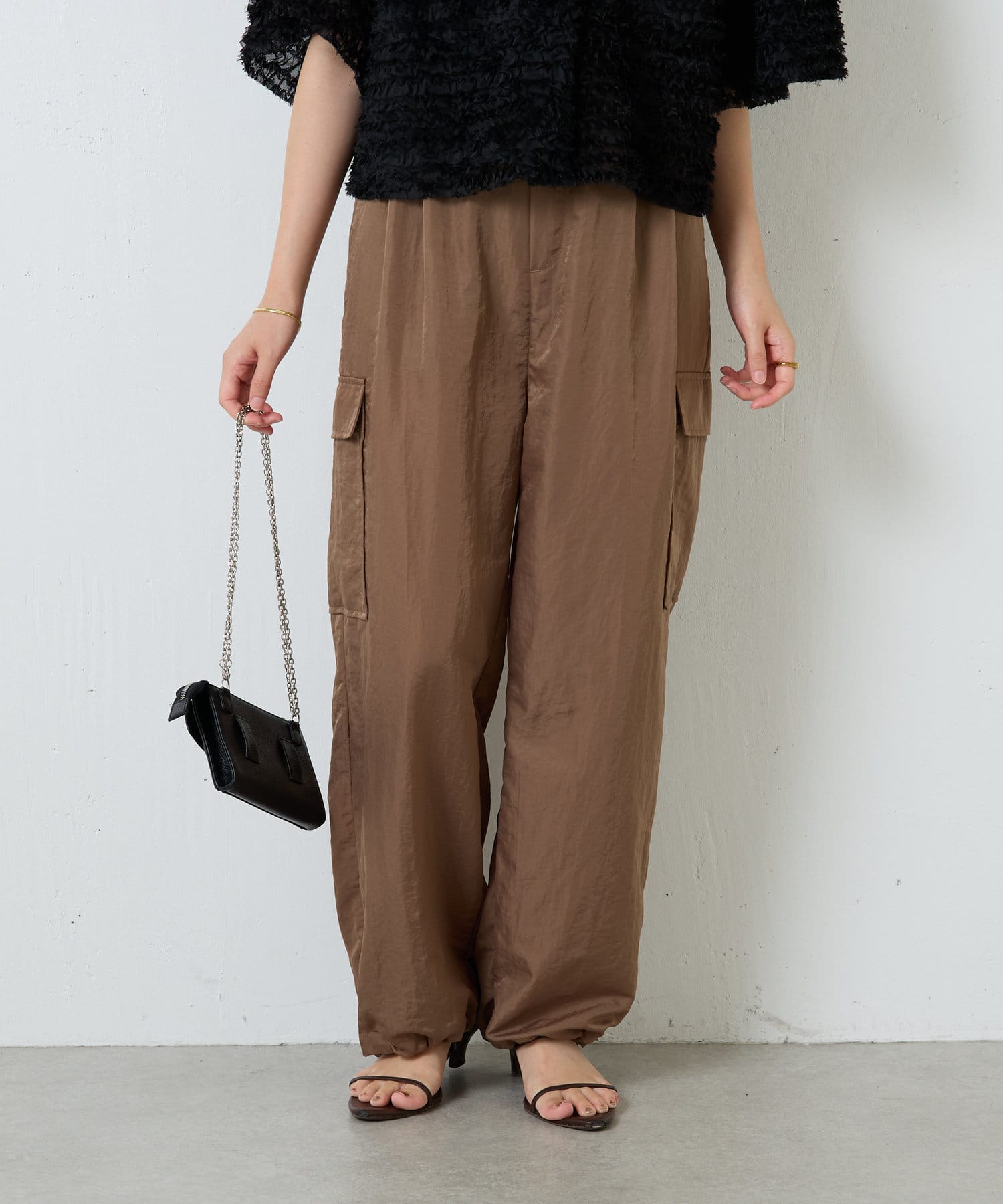 2WAYで履ける】ナイロンツイルカーゴパンツ | COLLAGE  