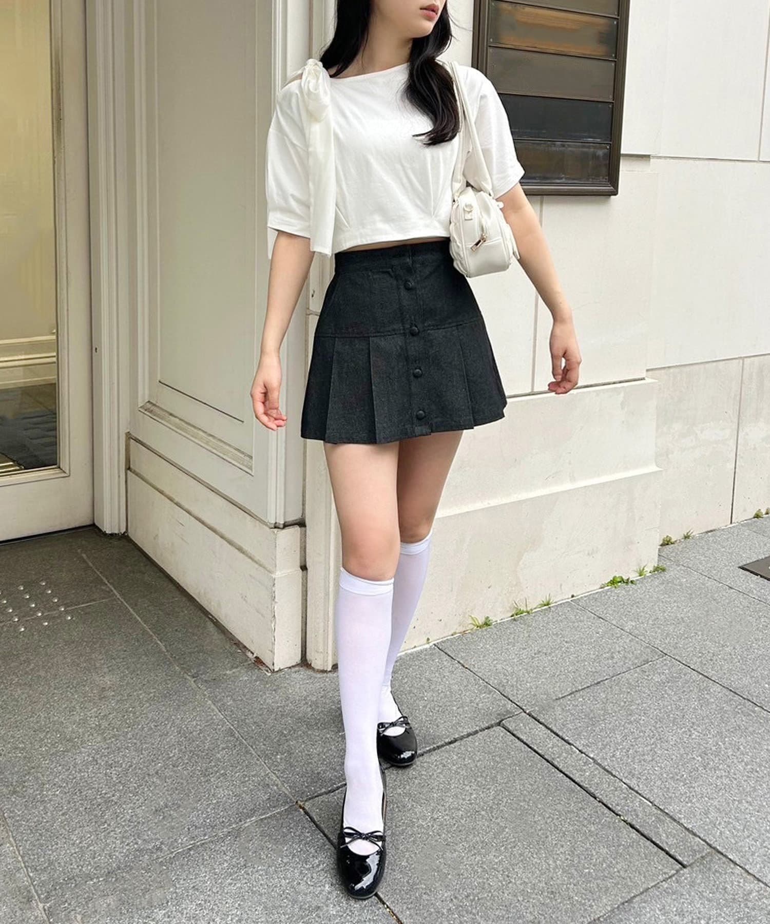 one after another】【ワンショルにもなる】肩リボンT | NICE CLAUP