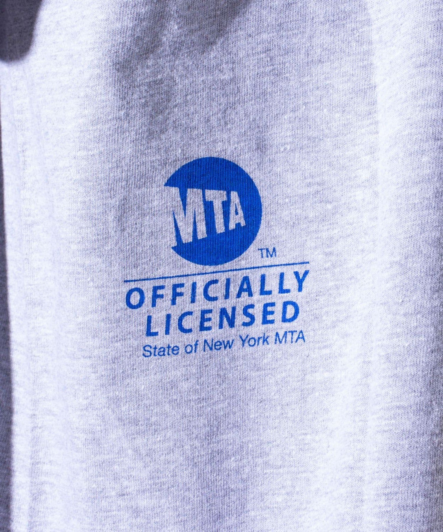 FREDY & GLOSTER(フレディ アンド グロスター) 【MTA】ロゴプリントTシャツ バックプリント ワンポイントロゴ
