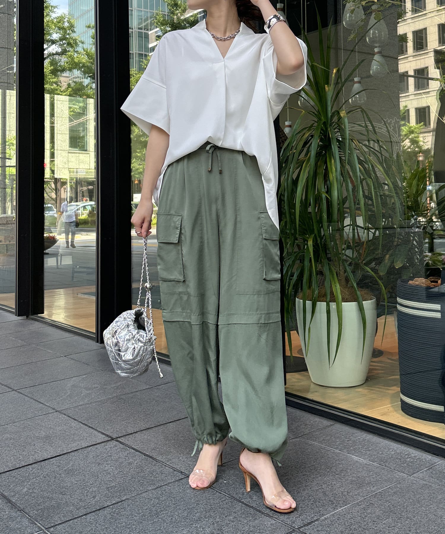 WEB限定】シルバーモチーフスキッパーブラウス | DOUDOU