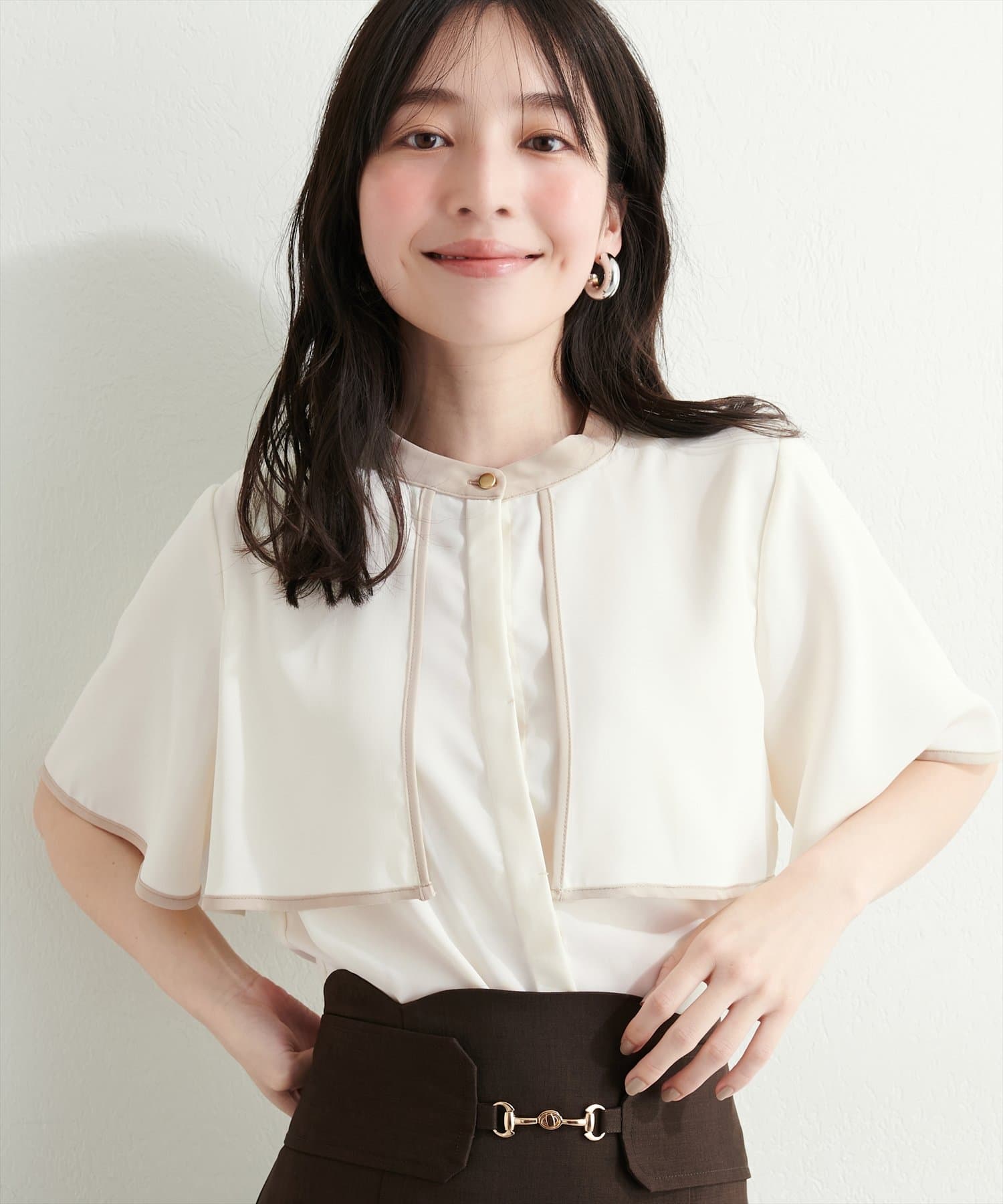 スタンドネック配色ケープブラウス | natural couture(ナチュラル