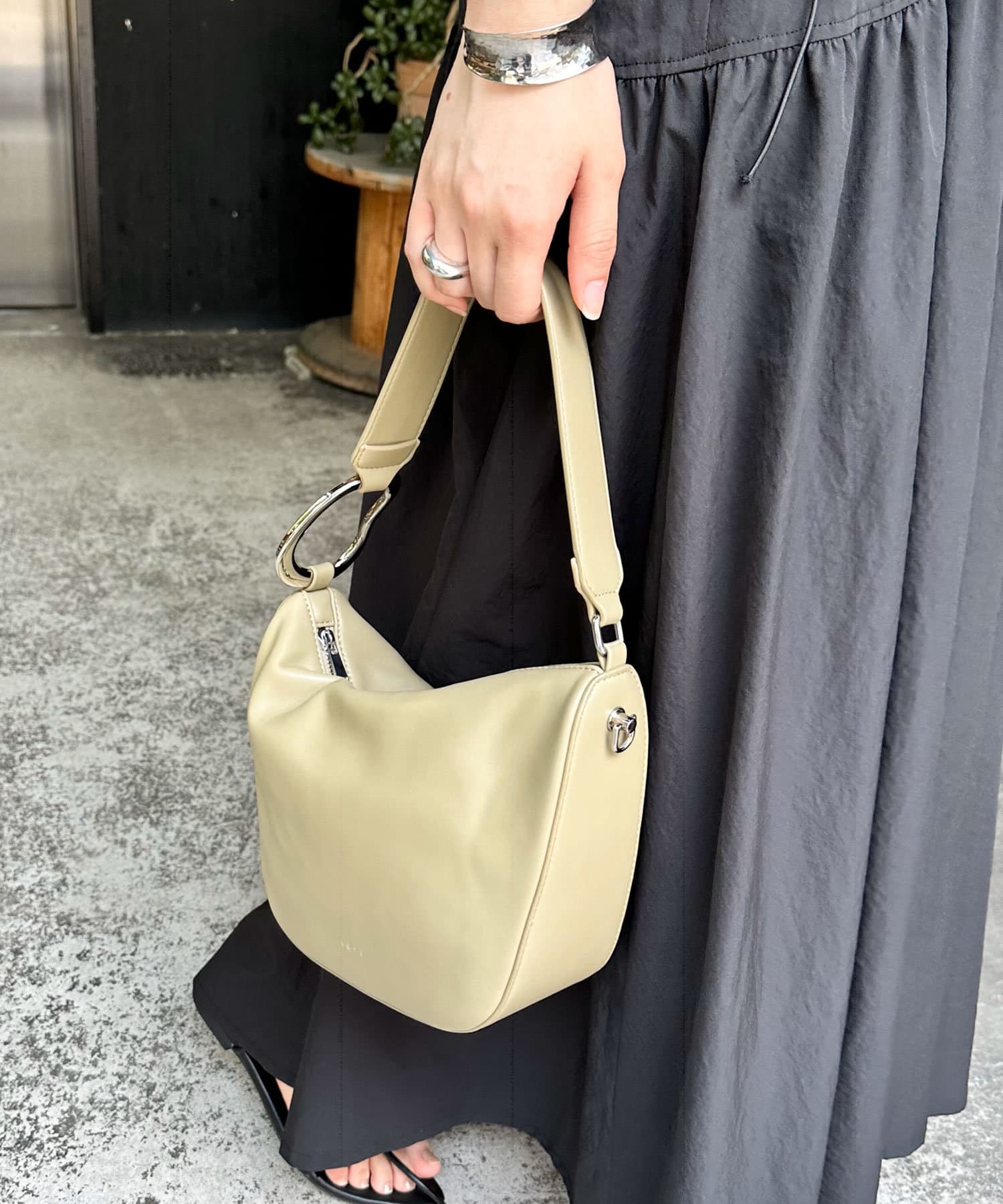 mystic(ミスティック) 【4色展開】loti ビーンズハンドルBAG