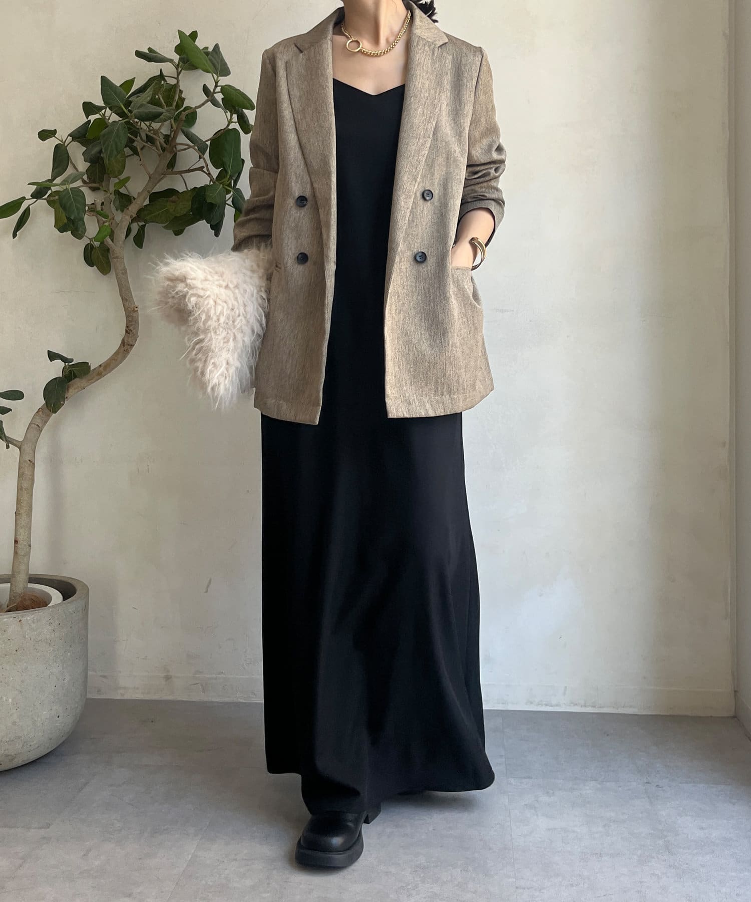 美品 doudou ヘリンボンダブルジャケット ベージュ ヘリンボンダブルジャケット | DOUDOU(ドゥドゥ)レディース