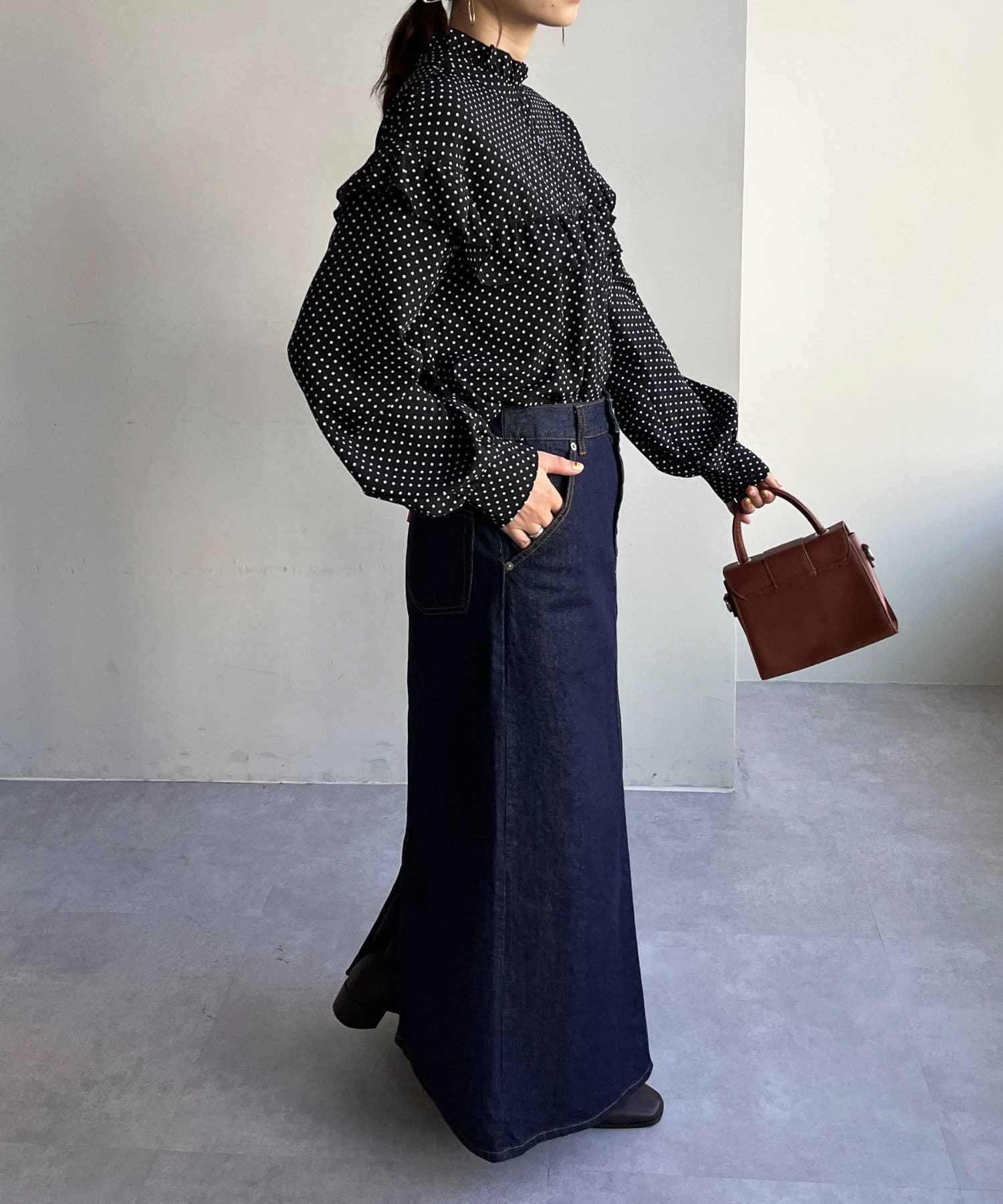 DISCOAT(ディスコート) 【WEB限定】フリル長袖ブラウス