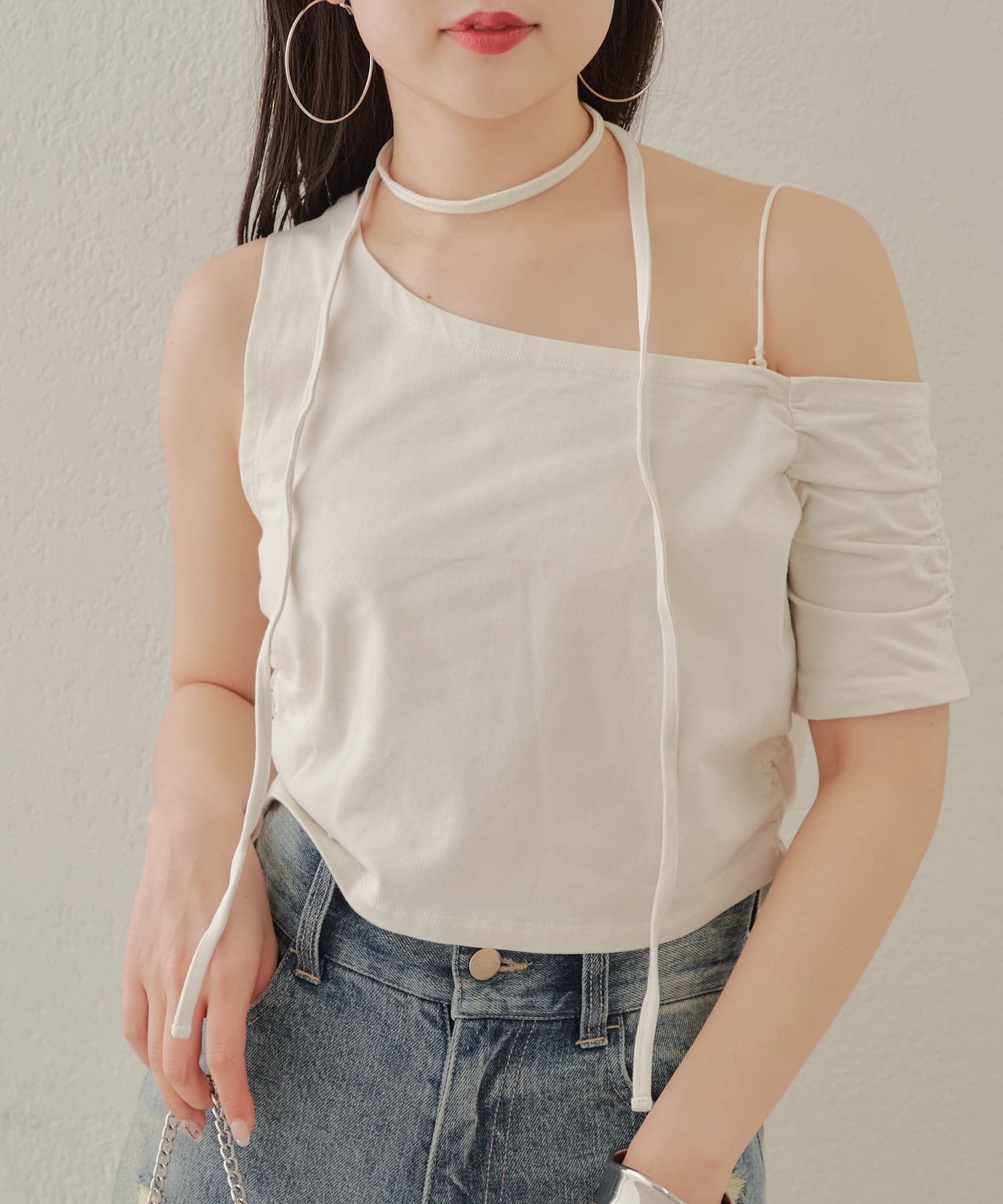 新品未使用　ココディール　ポンチョ　ジレ Chico】チョーカー付ワンショルピグメントT | OUTLET