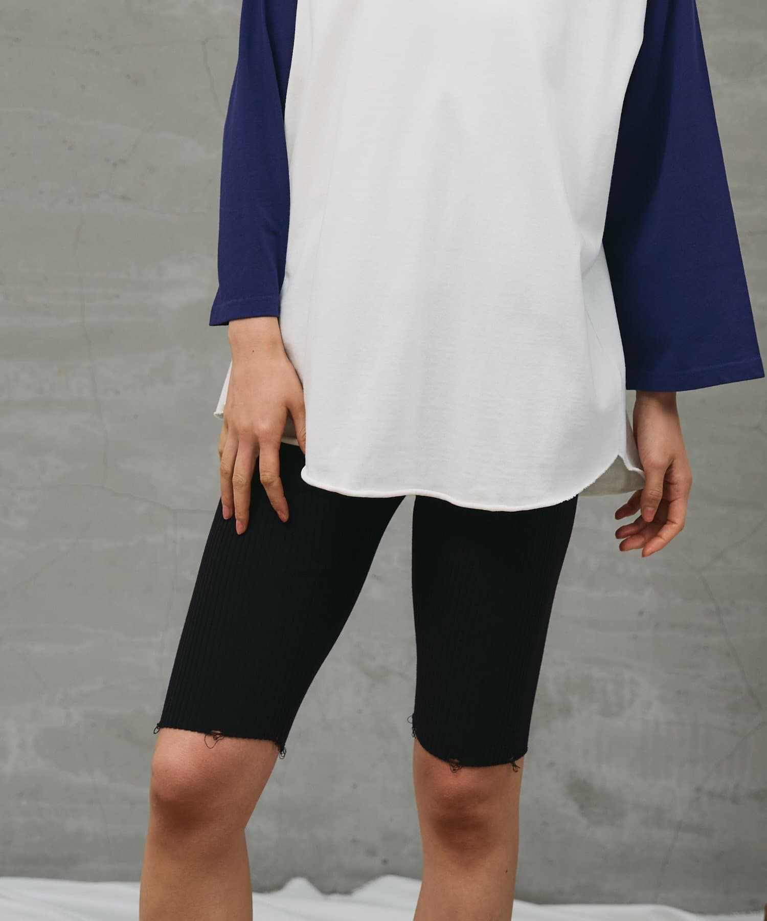 COLONY 2139(コロニー トゥーワンスリーナイン) 【paradigm】ガス焼き天竺七分袖ビッグラグランT