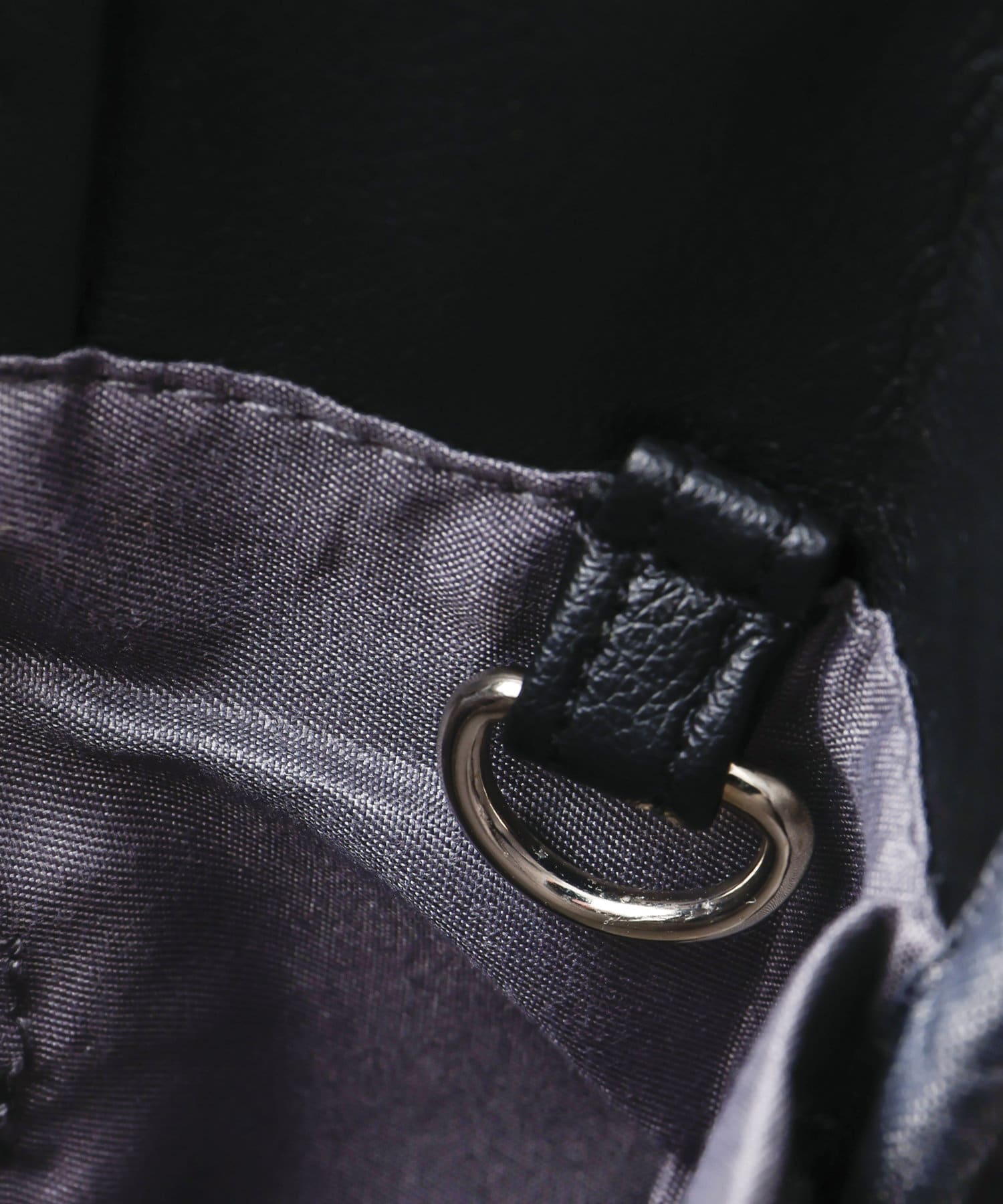 DISCOAT(ディスコート) 【ご好評につき再販売！/ 通勤・通学にも◎】A4対応仕切りトートバッグ《詳細動画あり》