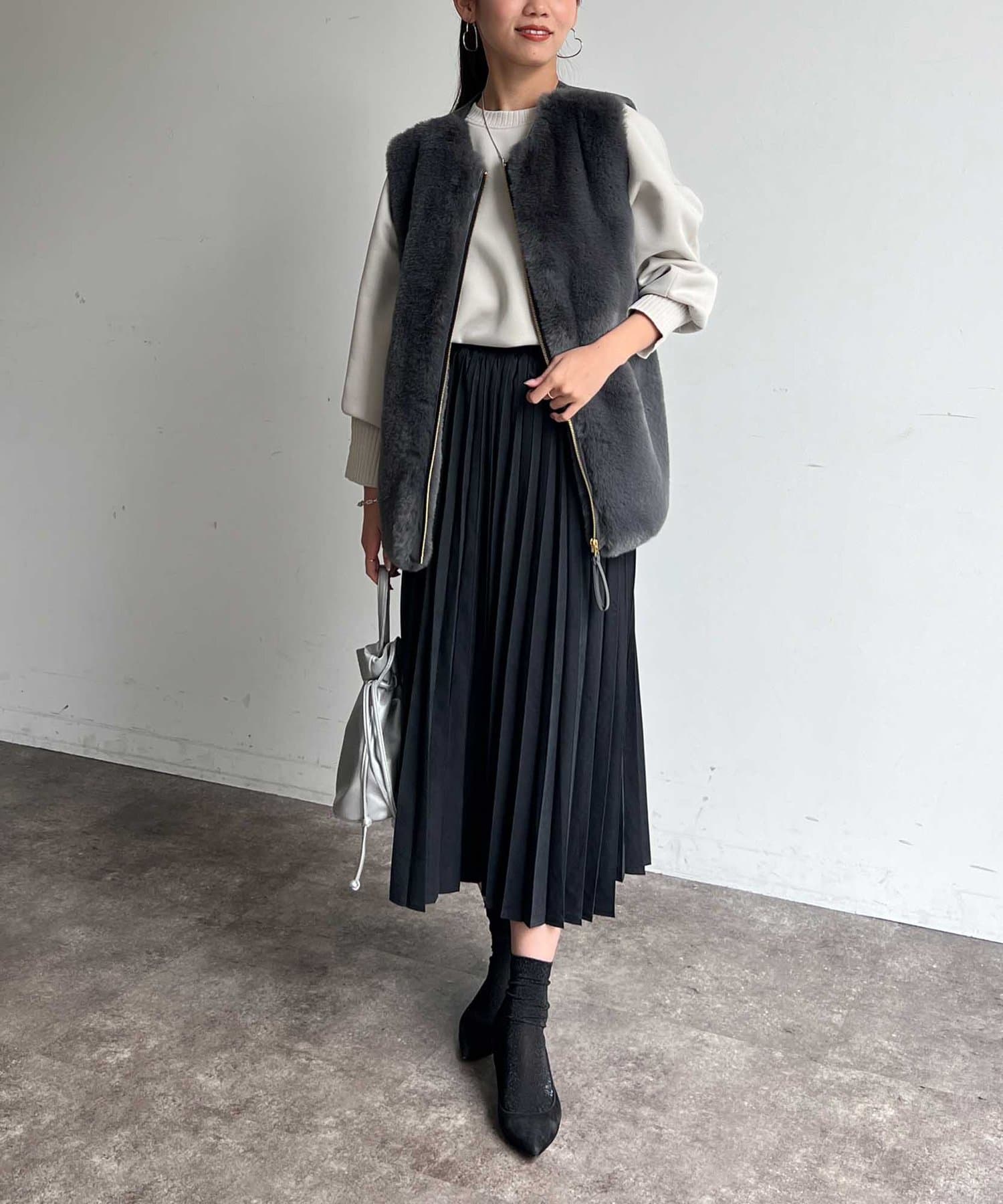 Chez toi(シェトワ) ピーチスキンプリーツスカート