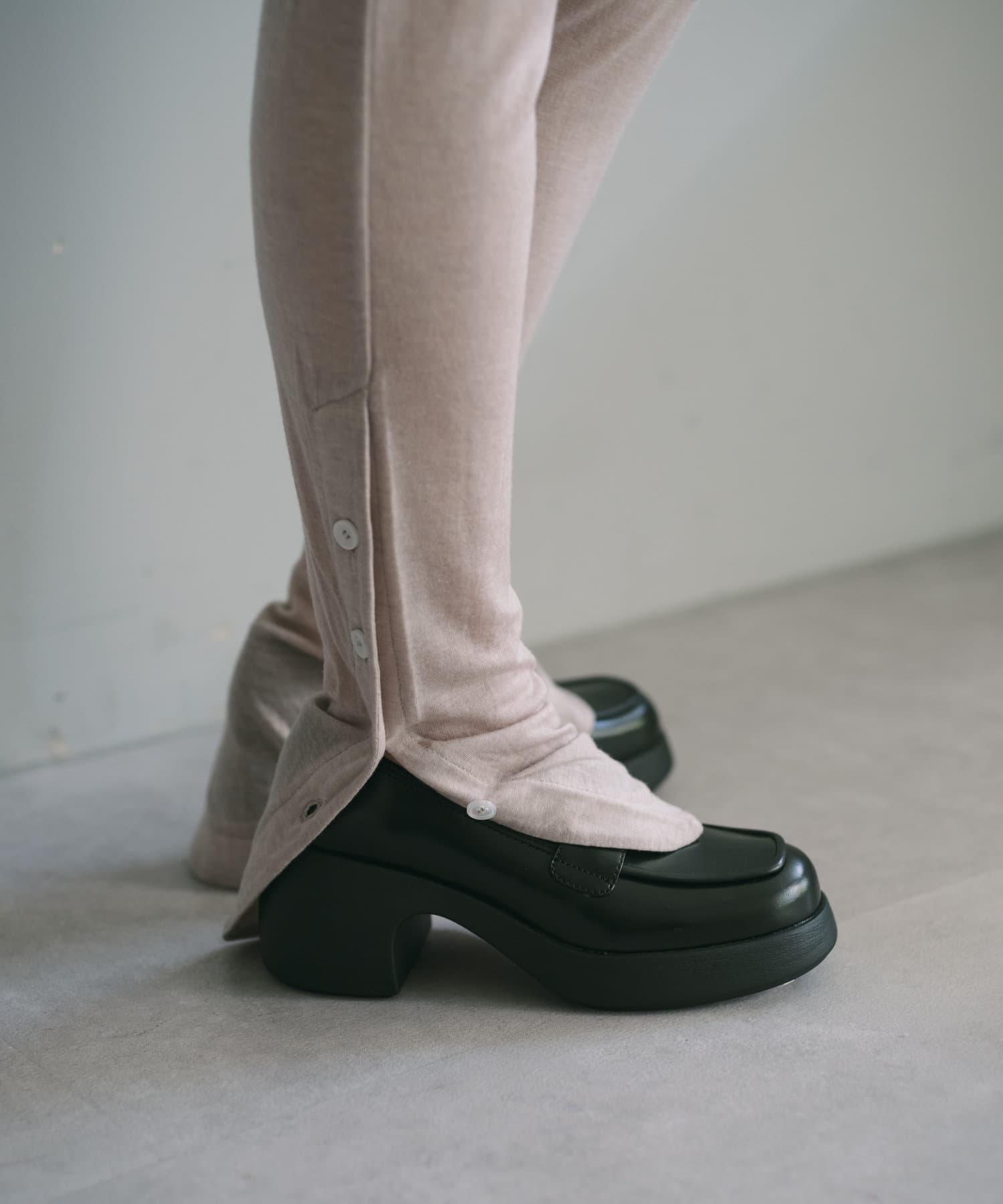 Pasterip(パセリ) 【CAMPER】 THELMA LOAFERS