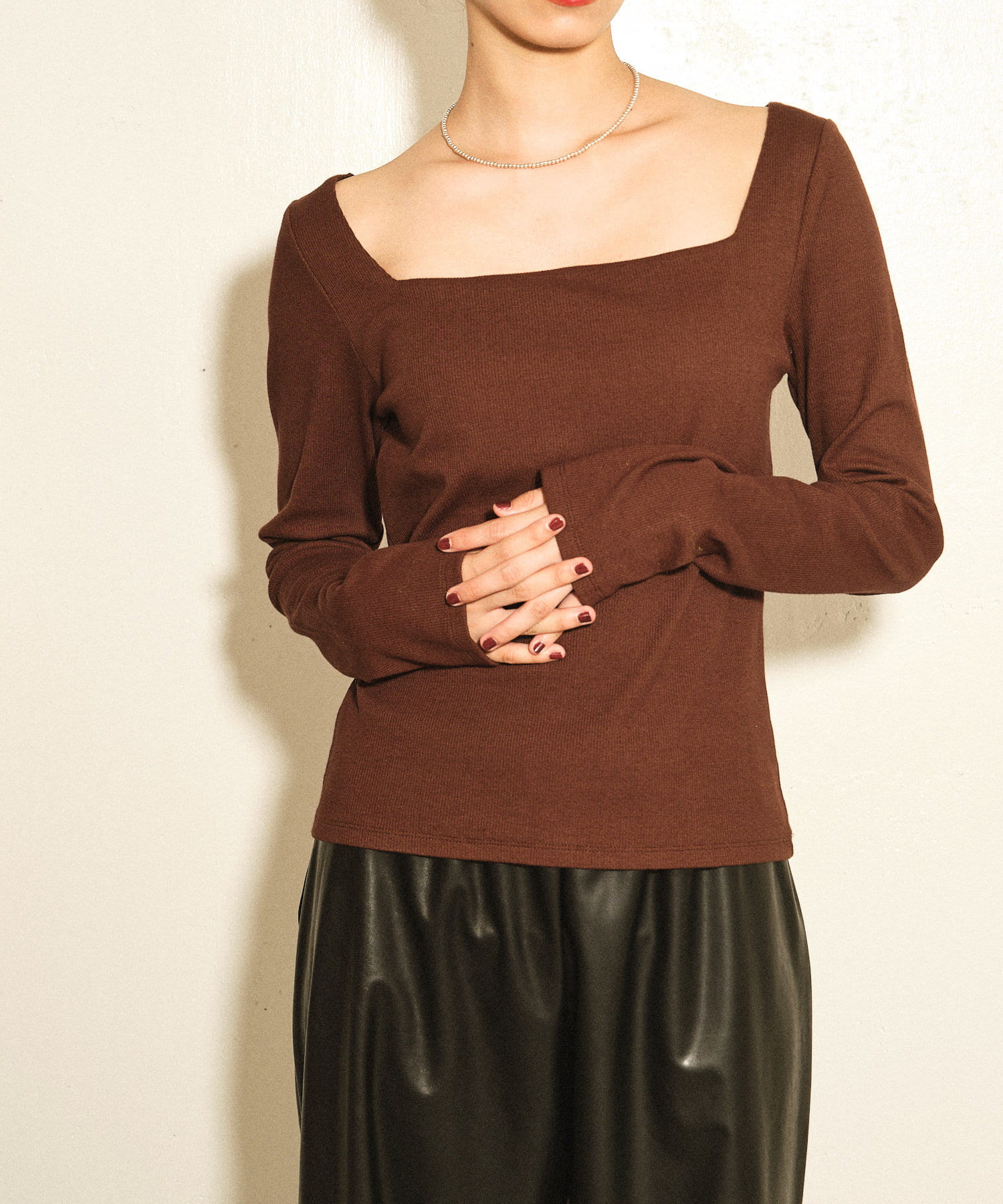 OUTLET(アウトレット) 【earthy_】【抗菌防臭】リブカップ付きスクエアロンT