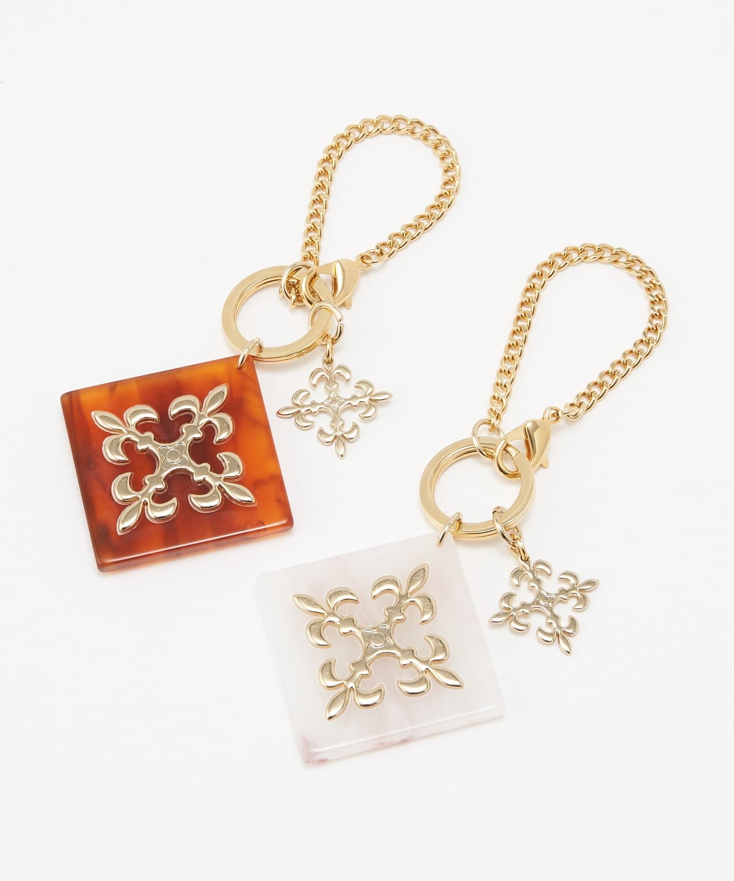 はん子 russet モノグラム メタル チャーム ブラウン 新品♡ 日本製]モノグラムメタルチャーム | russet(ラシット)レディース