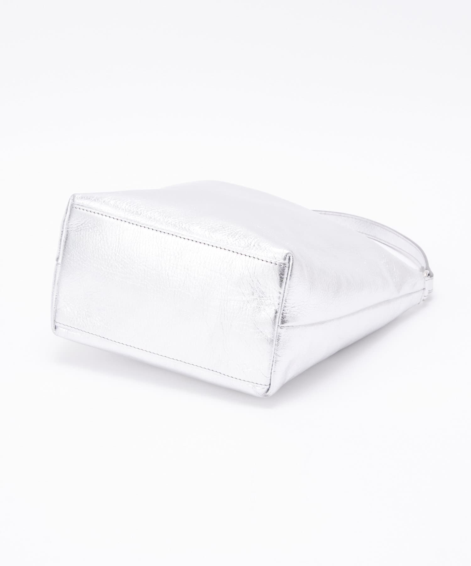 russet(ラシット) 【名品】ソフトレザーシンプルショルダーバッグ［silver］