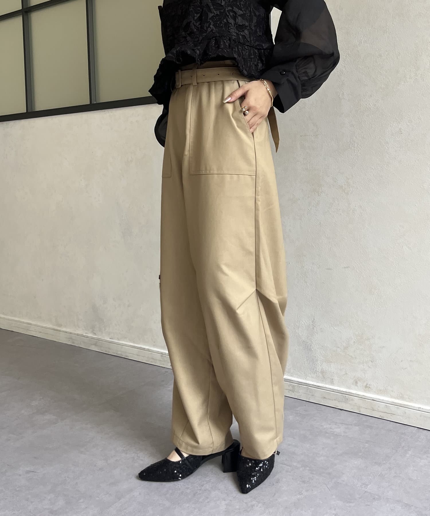 ベルト付きコクーンパンツ | Thevon.(ゼヴォン)レディース | PAL
