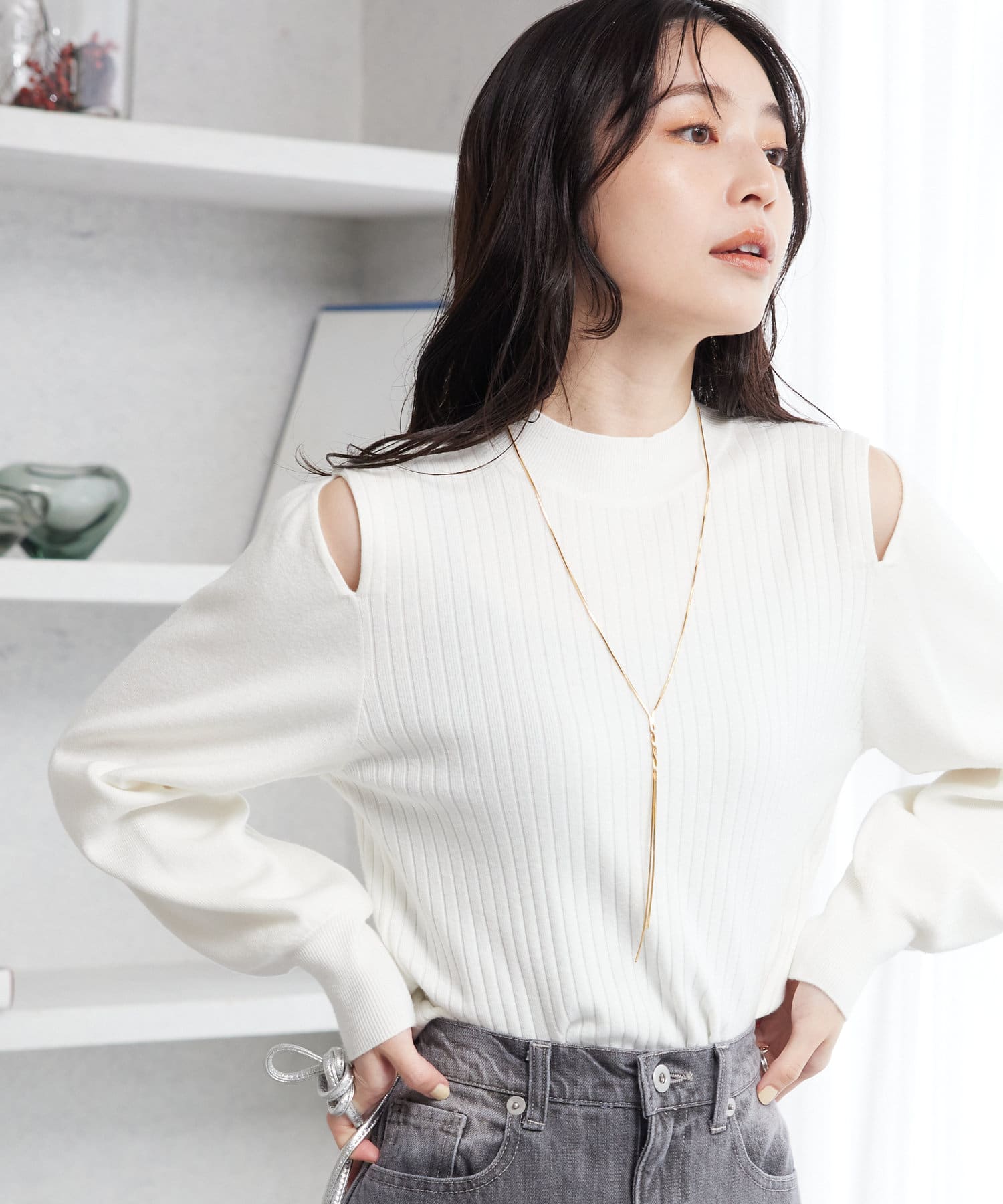 La boutique BonBon】アンゴラタッチスリットショルダーニット 
