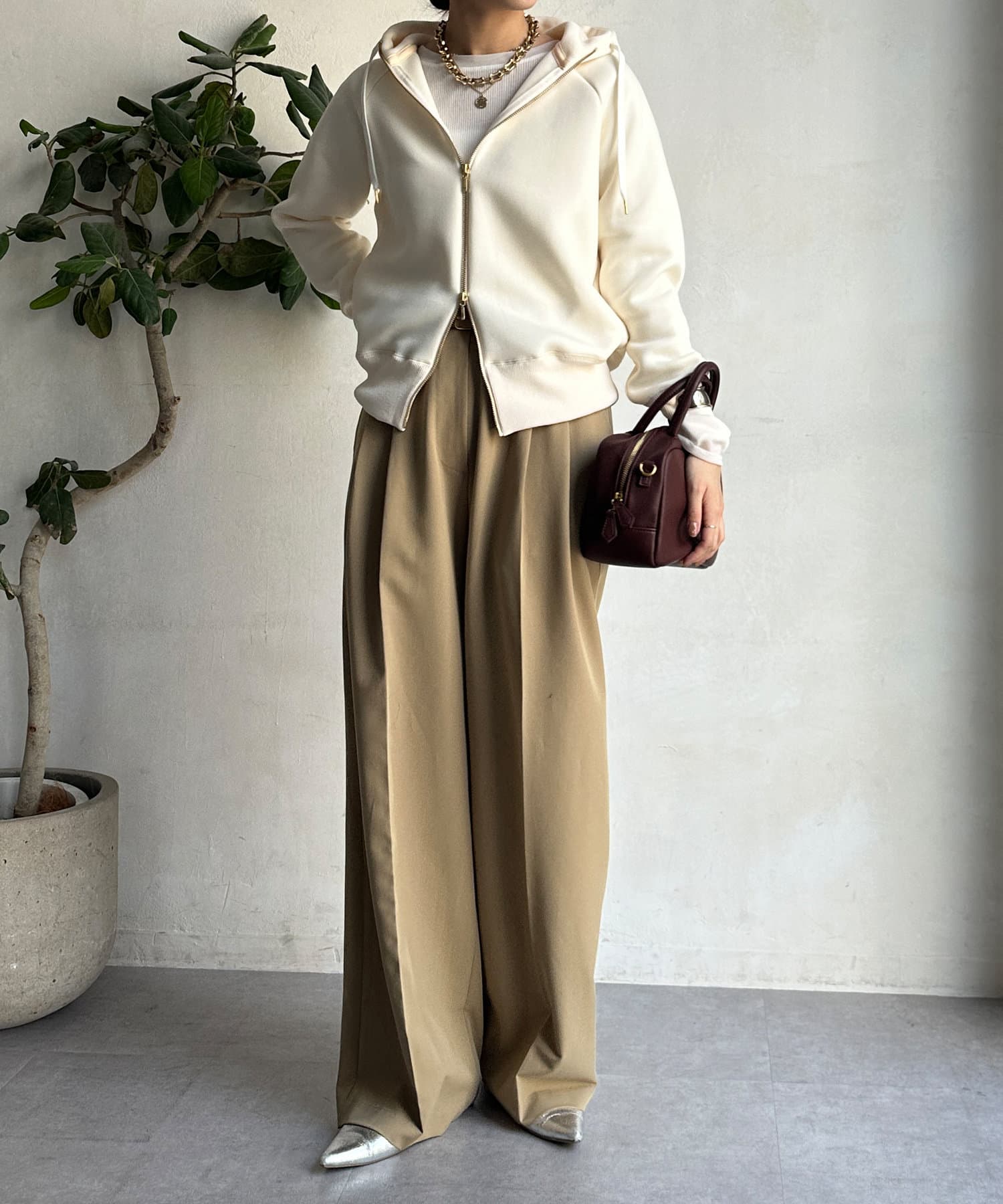 フーディー prima様 SNAP CLUB | 【Snap club】ヴィンテージ加工 ダメージパッチロゴ