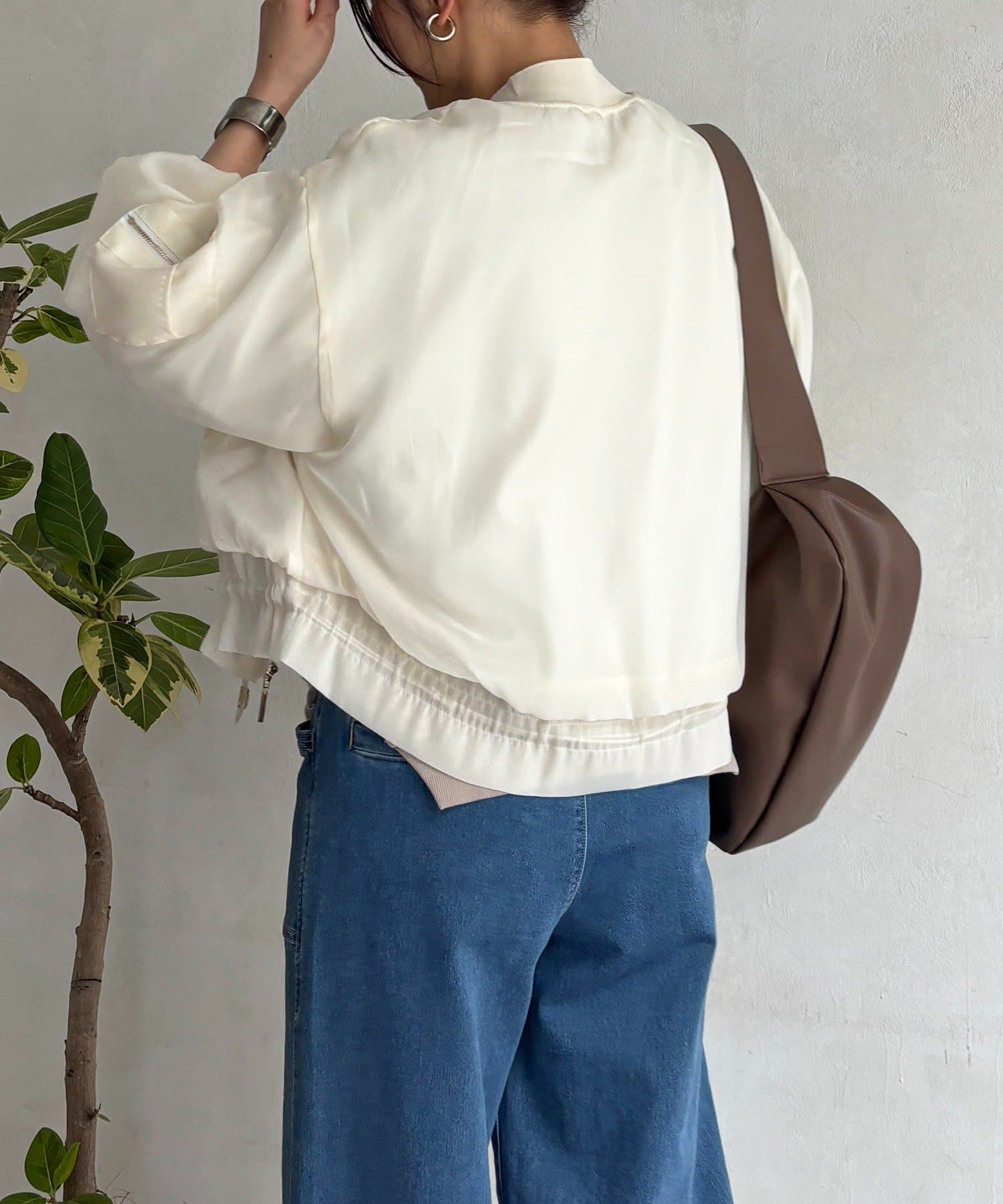 un dix cors(アンディコール) 光沢シアーブルゾン