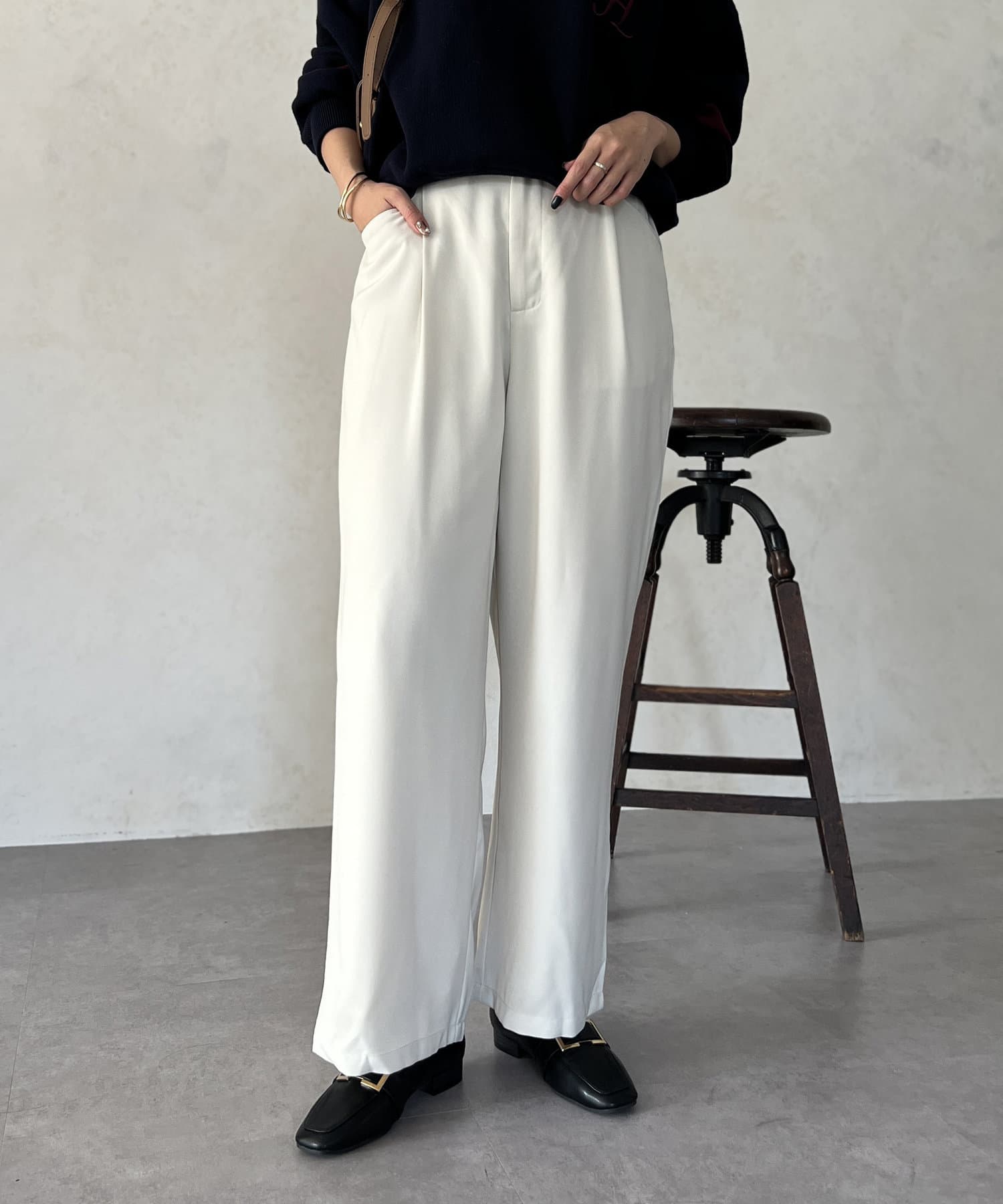 ポケットタックスラックスパンツ | Chez toi(シェトワ