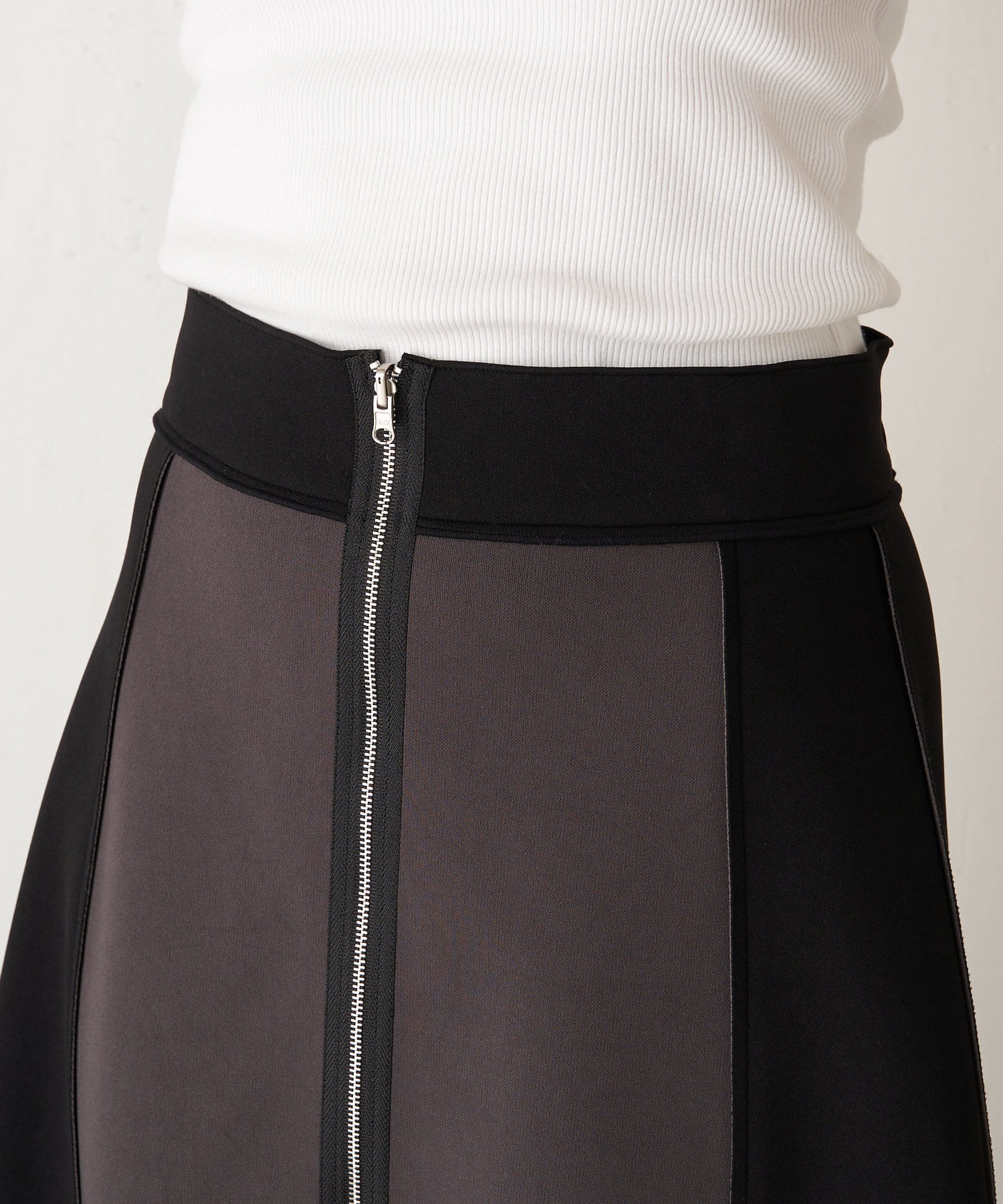 Jena　espace merveilleux(ジェナ　エスパスメルヴェイユ) リバーシブルジップスカート