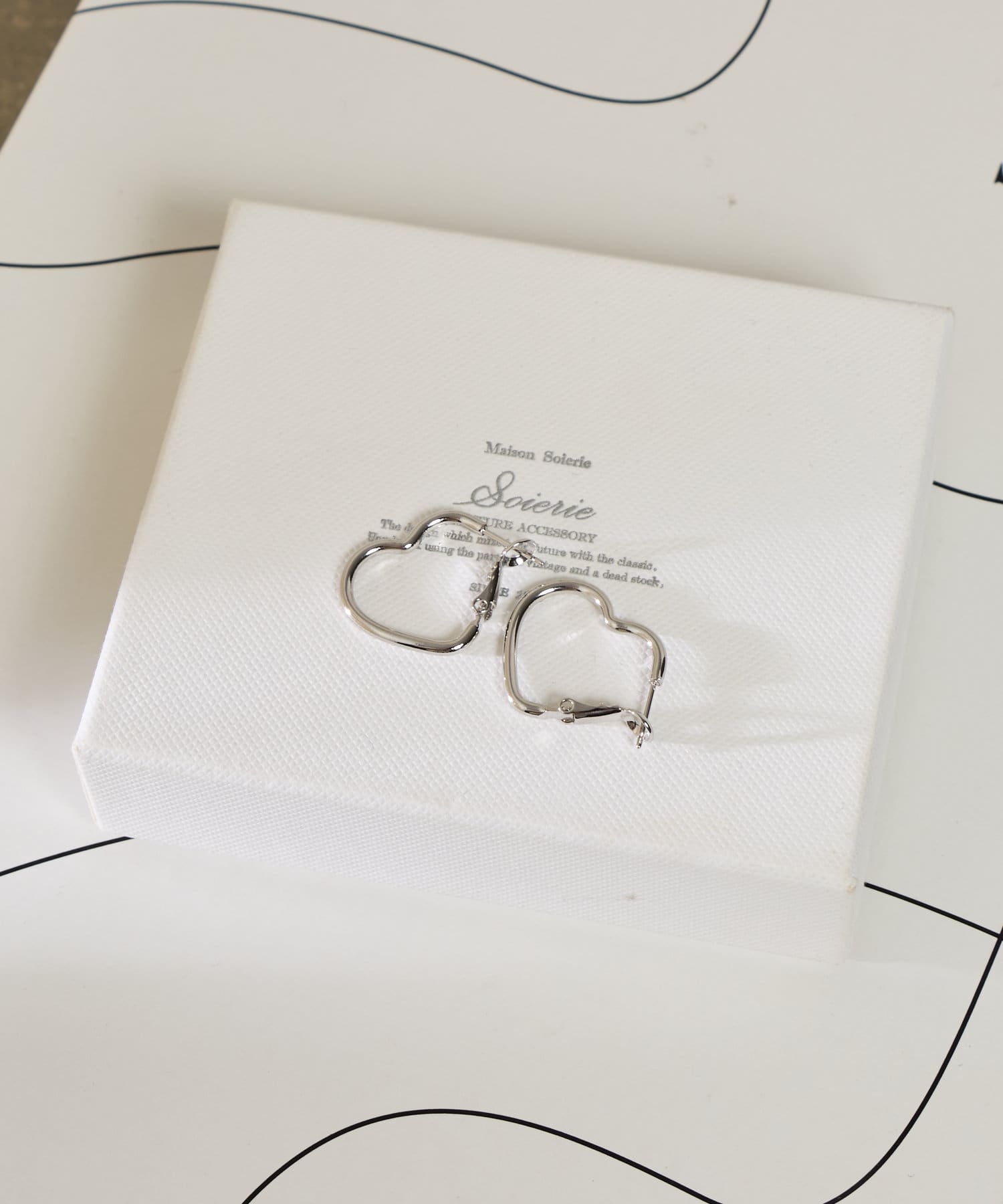 Lattice(ラティス) ハートフープピアス