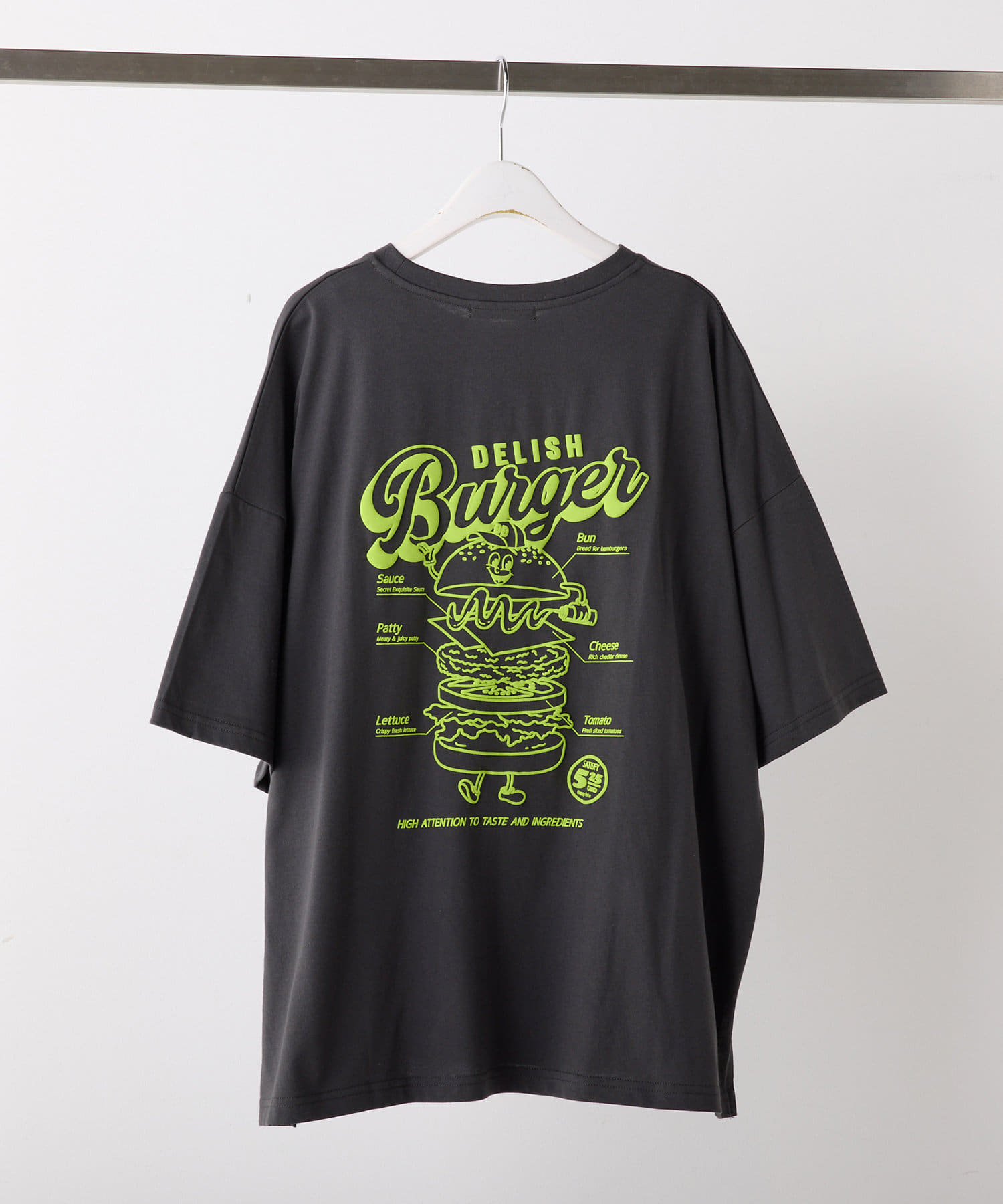 Remind me and forever(リマインドミーアンドフォーエバー) 《人気デザイン》デリシャスバーガーBIGTシャツ