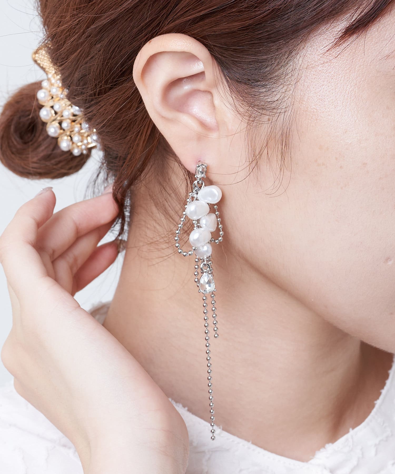 Lattice(ラティス) <チタン>パールビジューピアス