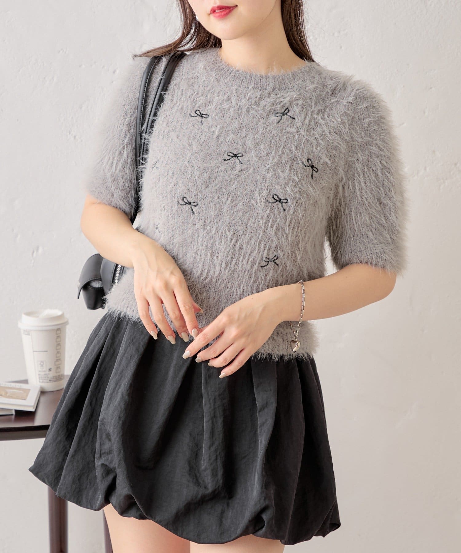 Chico(チコ) 【2024AW】リボン刺繍入りシャギーニット