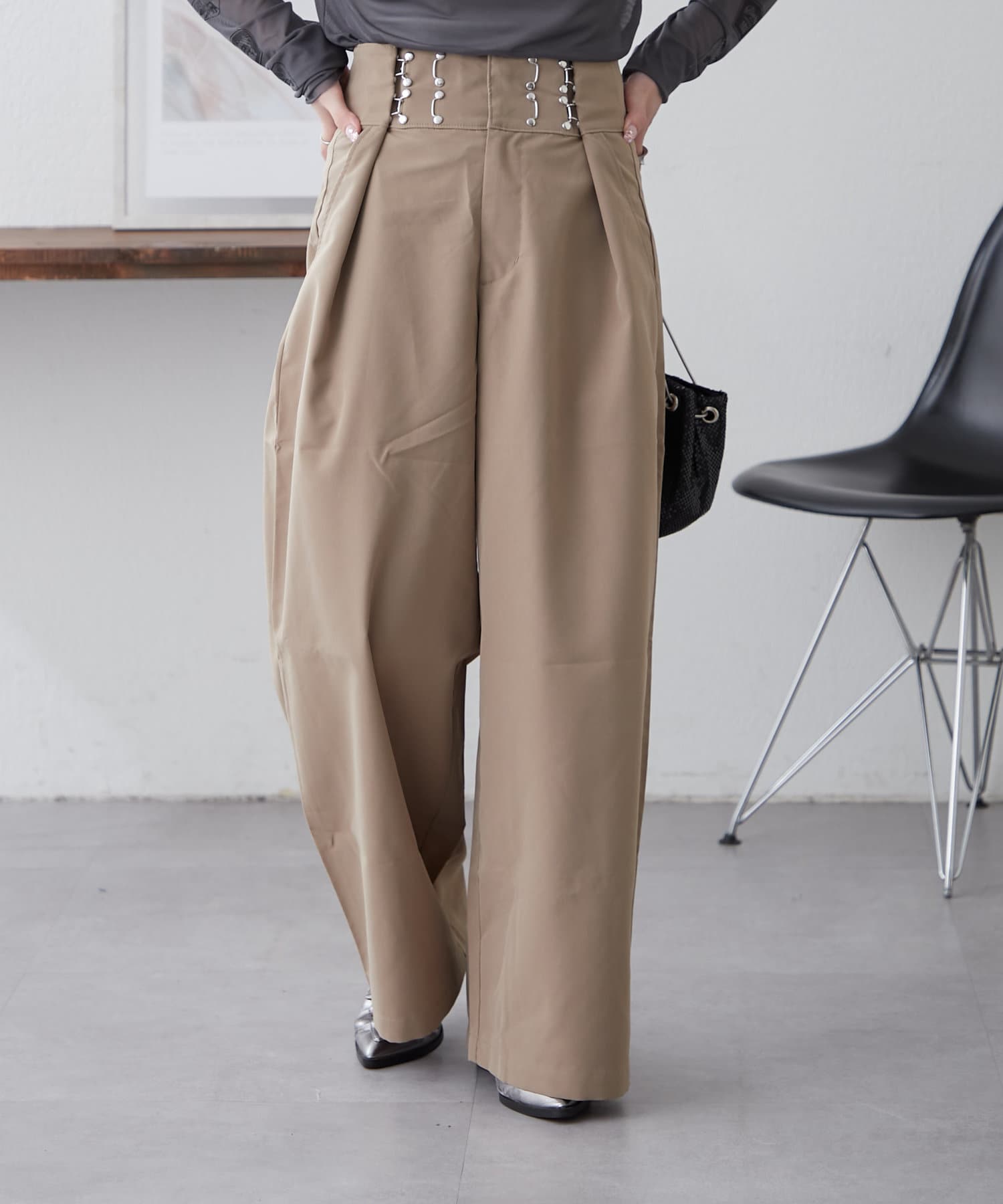 春も着れる】【NUNIFE】ホック付パンツ | Remind me and forever