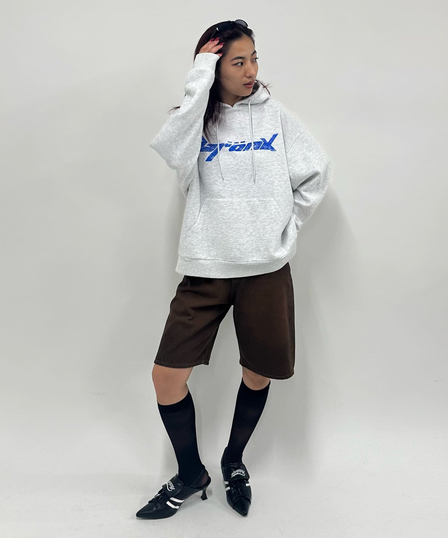 2サイズ展開あり【KOOKY'N/クーキー】BRONX パーカー | WHO'S