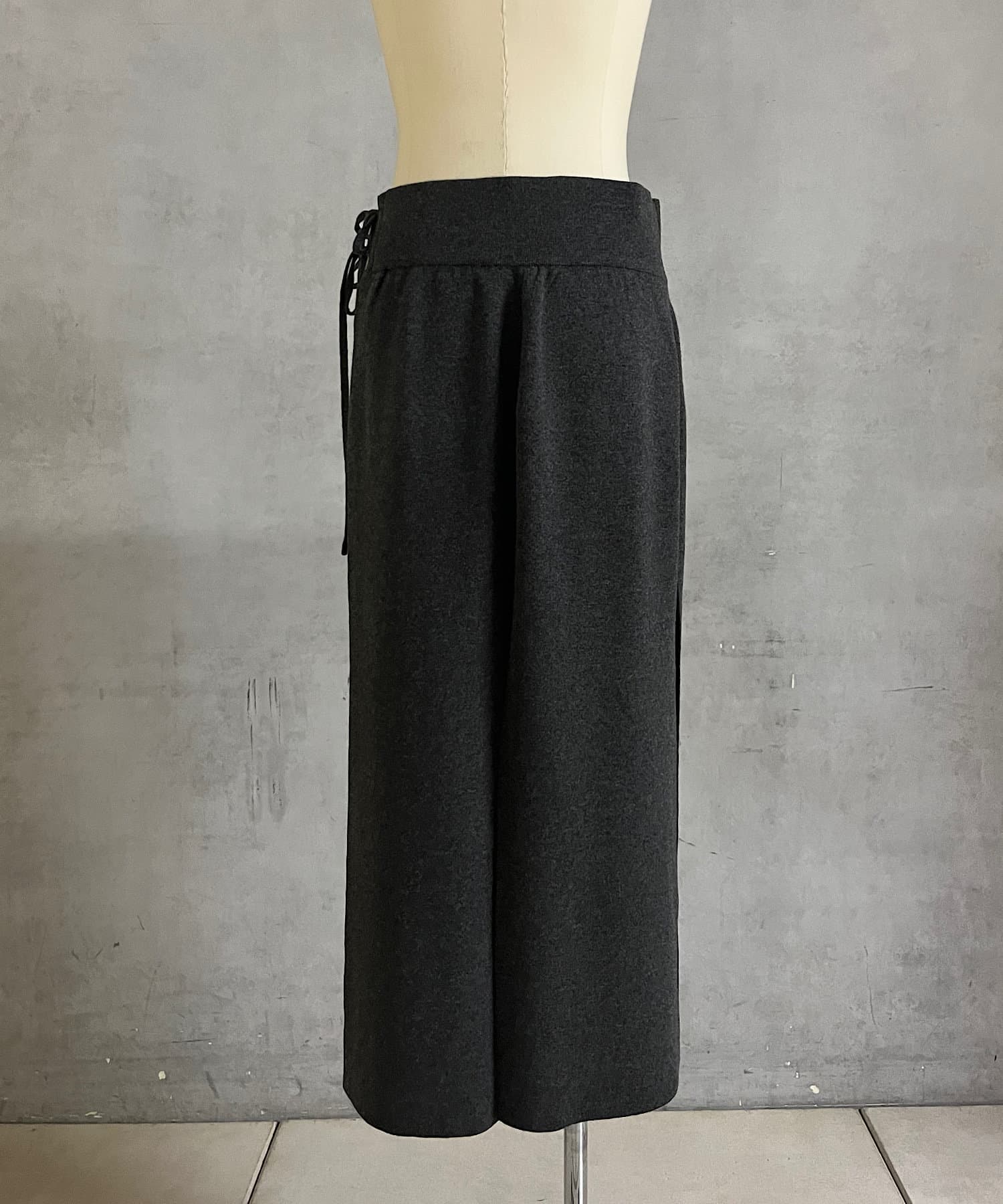 Pasterip(パセリ) Wool high-slit wrap sk