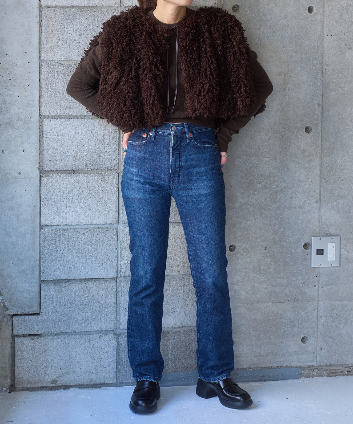 Pasterip(パセリ) Curly fur cape vest