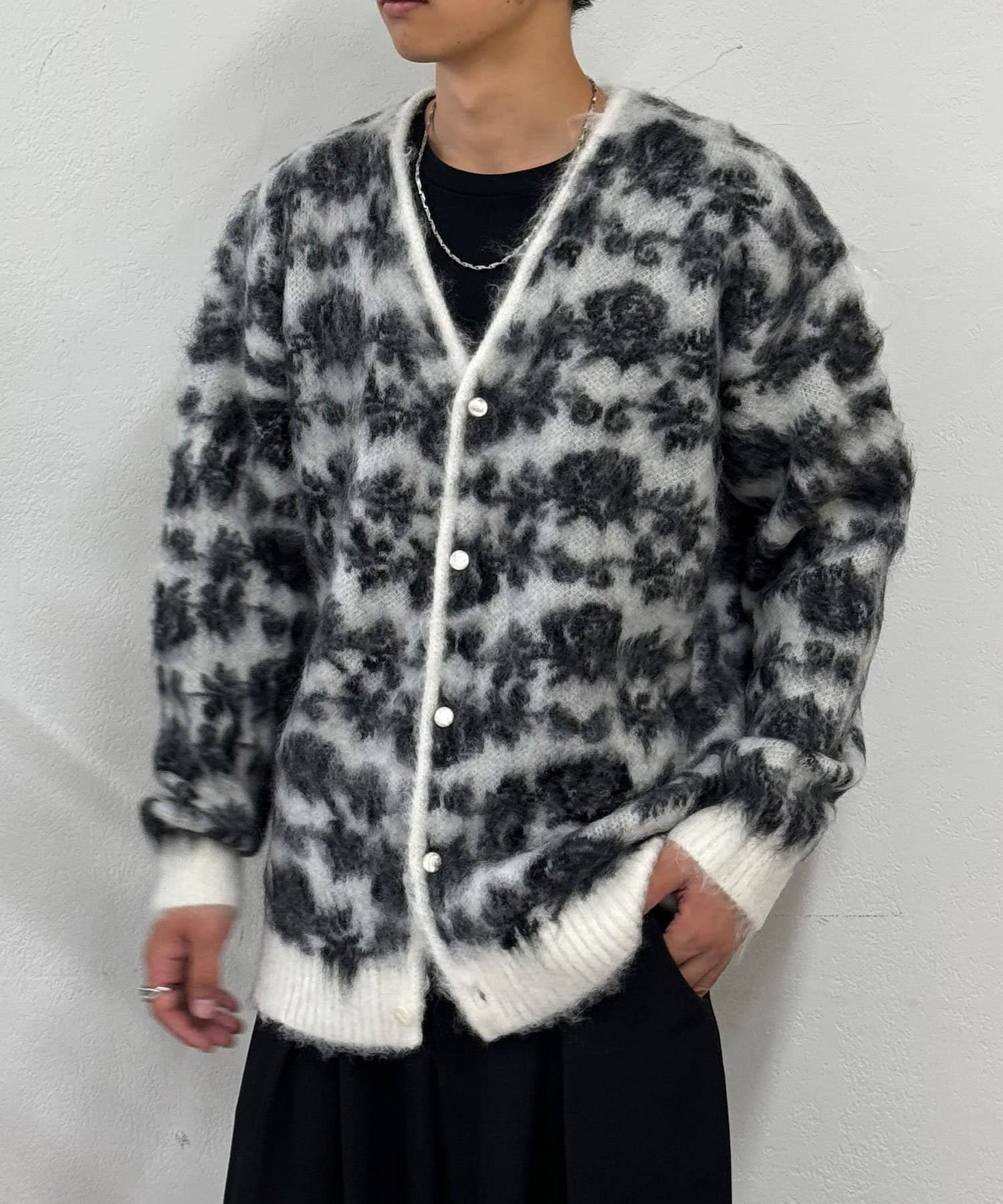 3000円値下Needles VNECK Cardigan 24ss