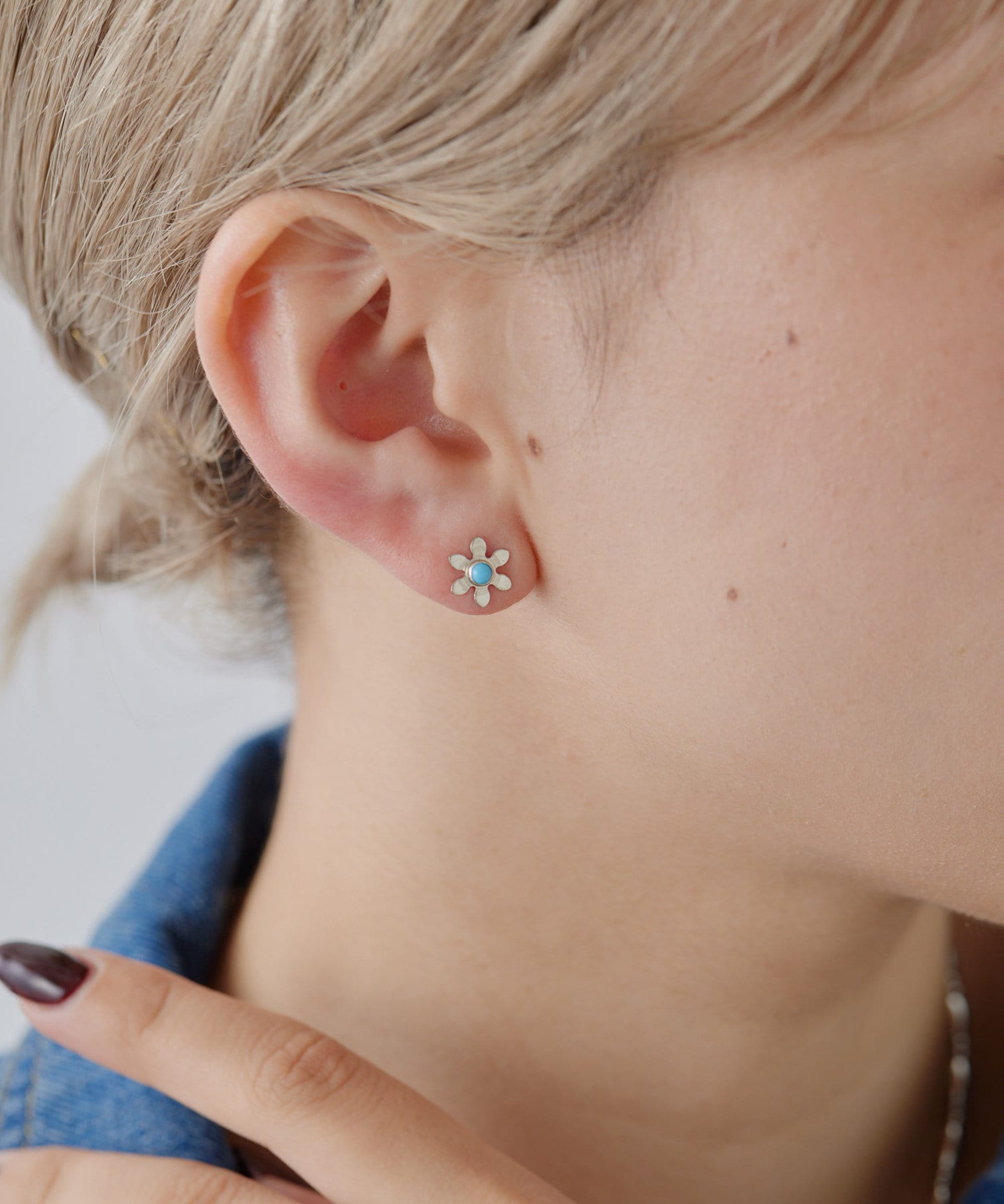 ear PAPILLONNER(イア パピヨネ) 《スターリングシルバー使用》ターコイズフラワーピアス