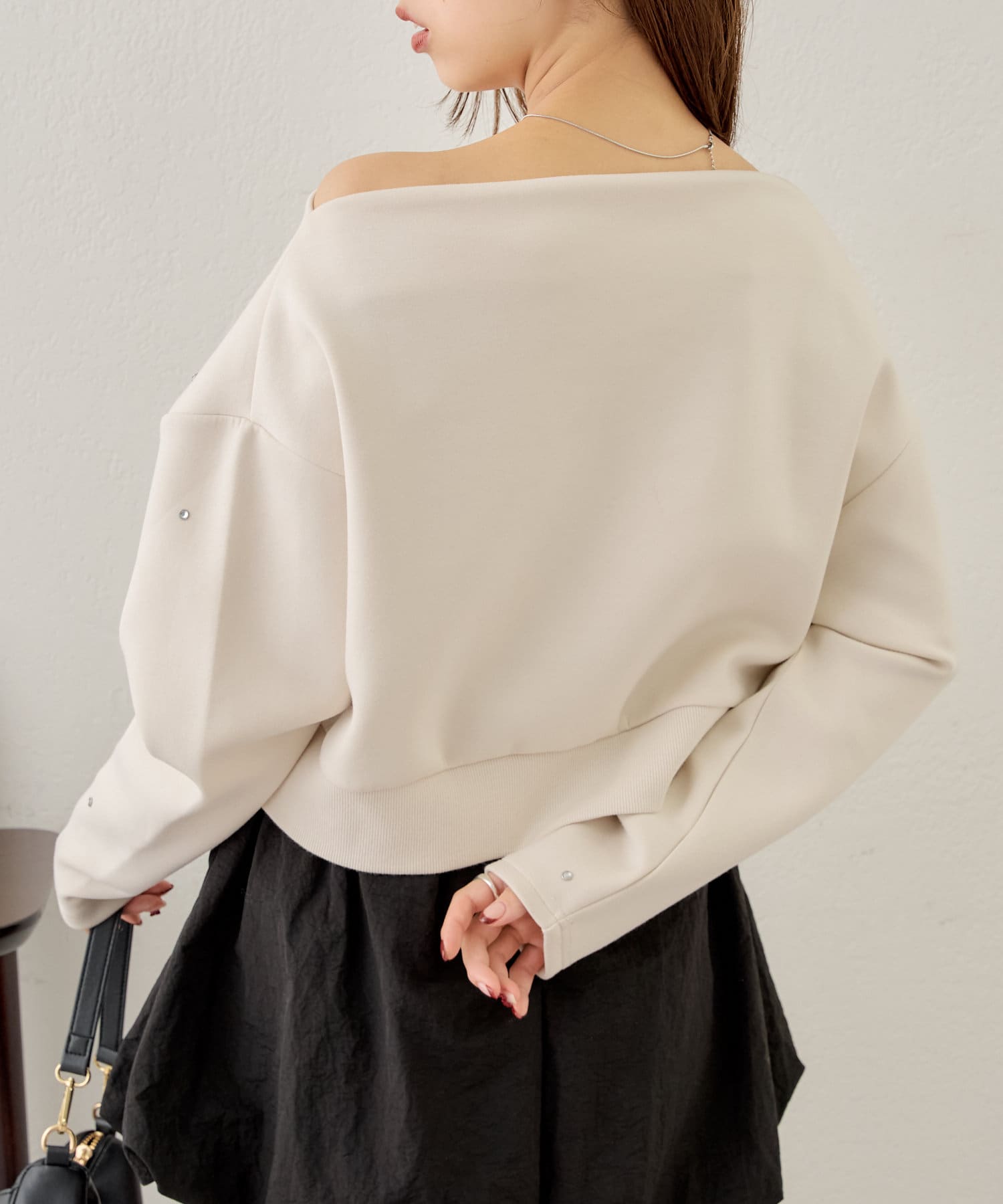chico出品. Chico】2wayベロア刺繍トップス | OUTLET(アウトレット